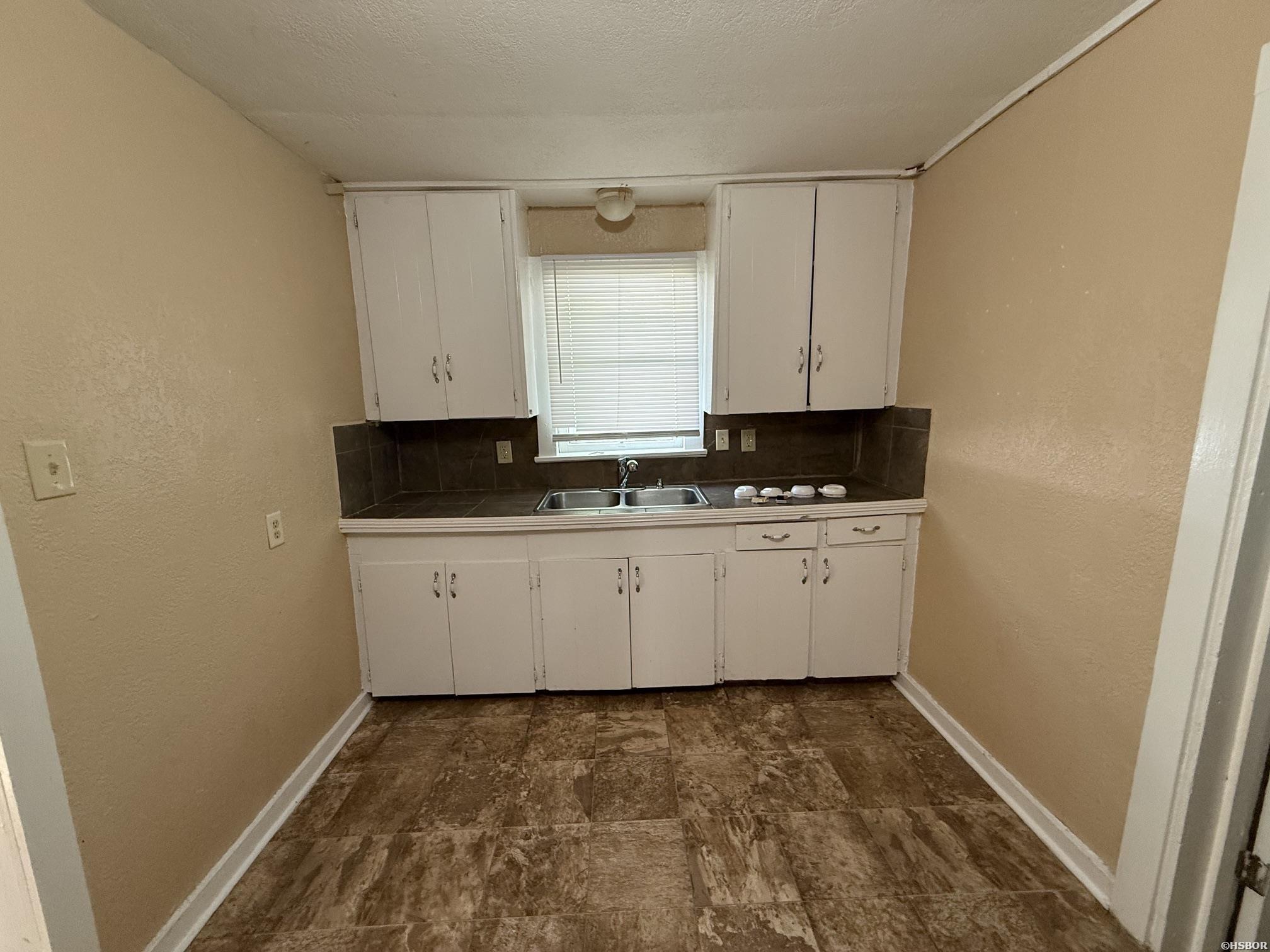 219 Wood Street Property Photo 7