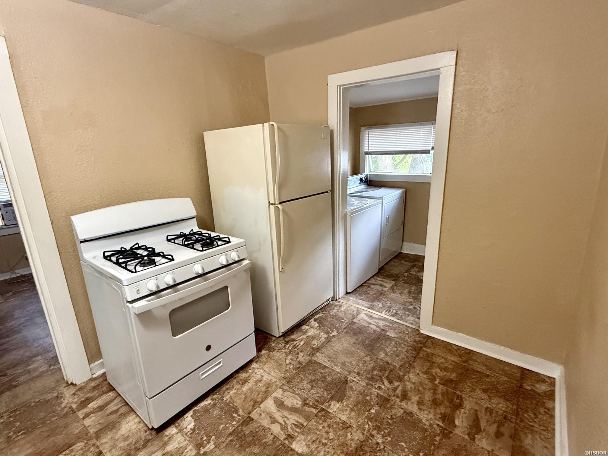 219 Wood Street Property Photo 8