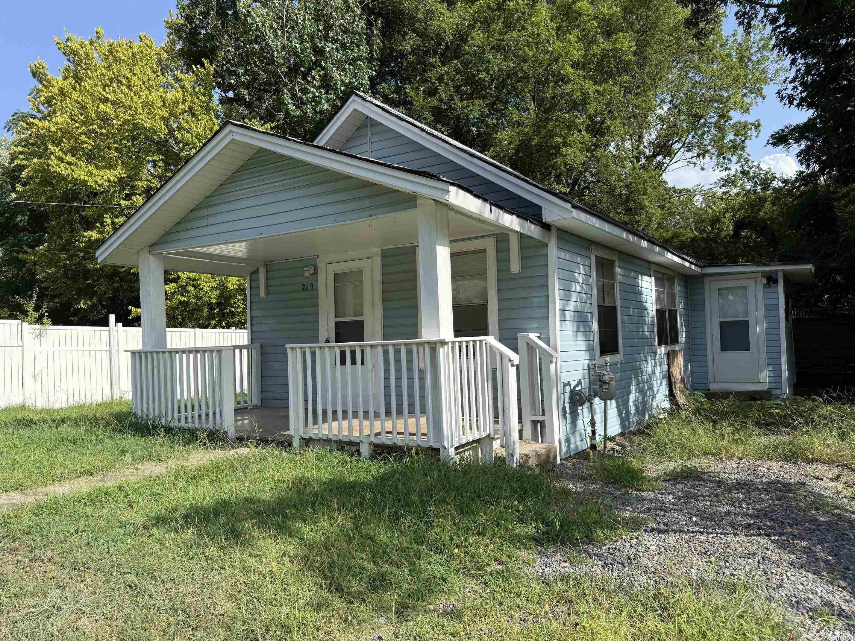 219 Wood Street Property Photo 14