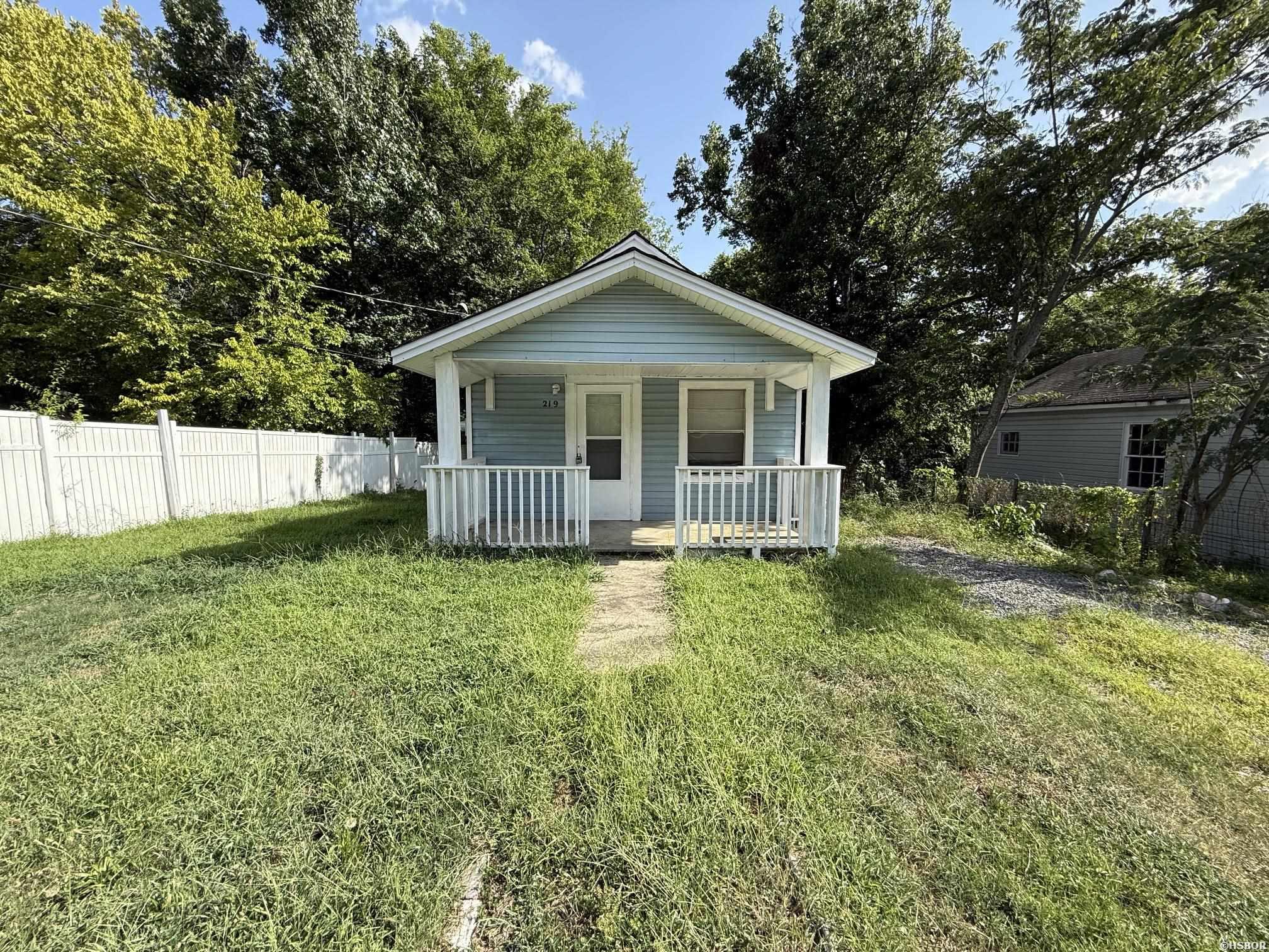 219 Wood Street Property Photo 16