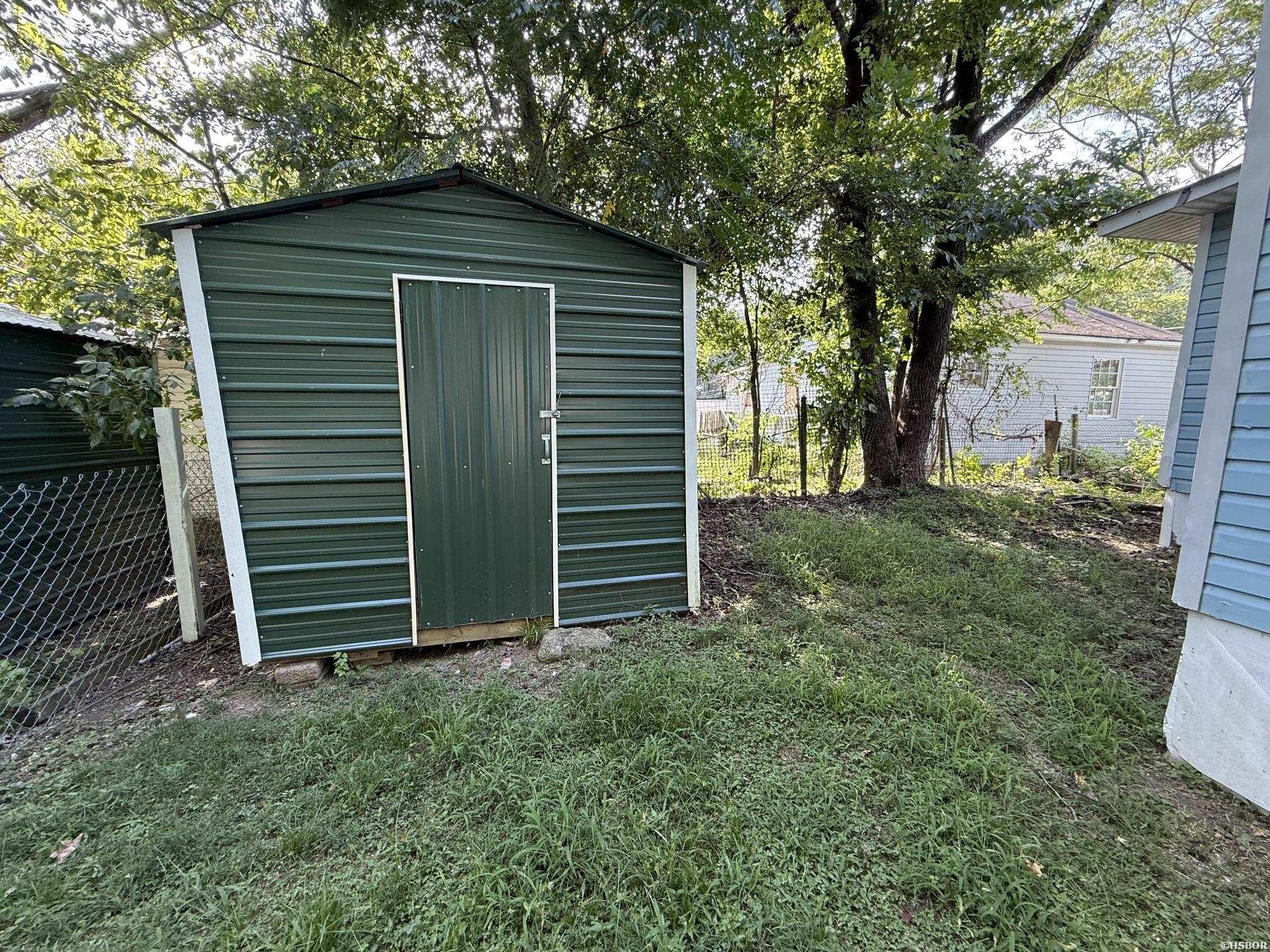 219 Wood Street Property Photo 18