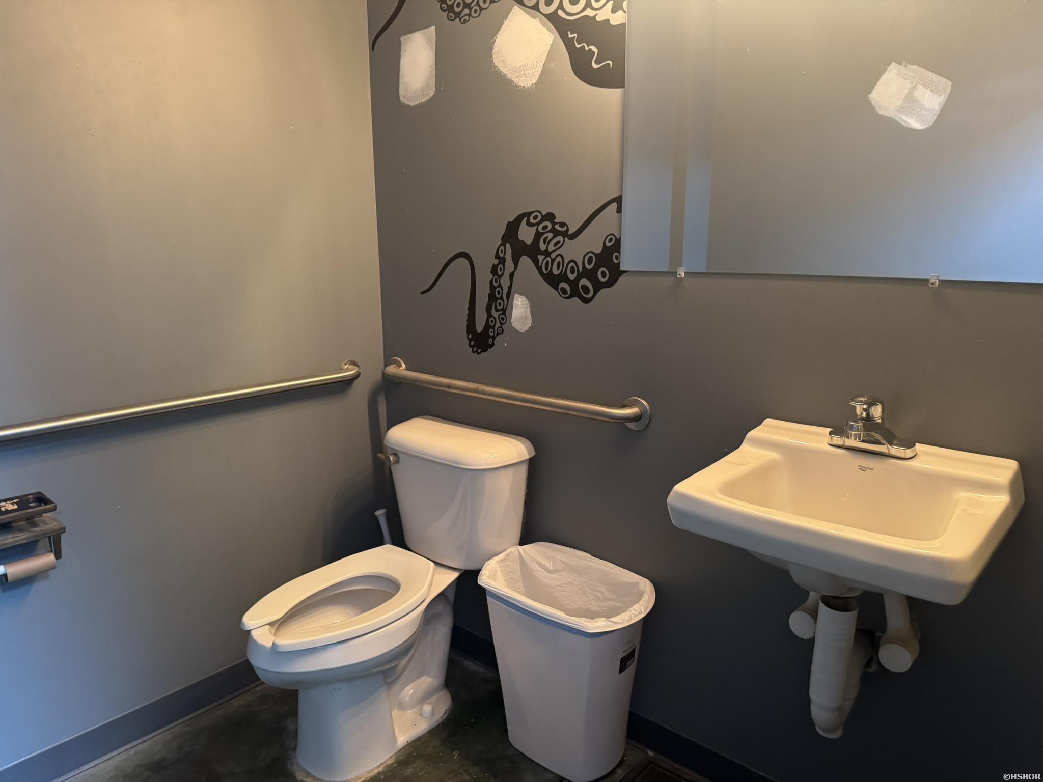 913 Malvern Avenue Property Photo 11