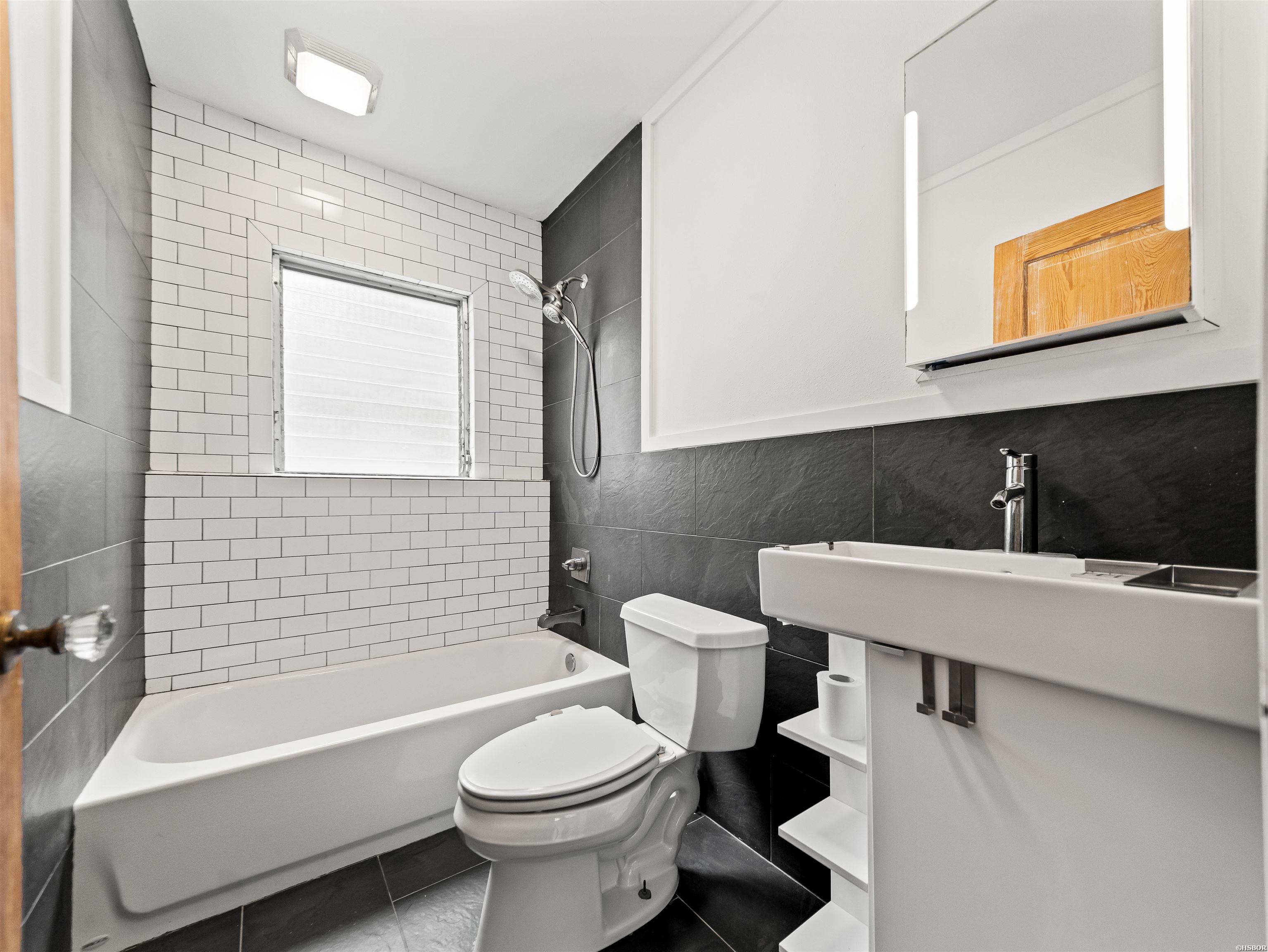 111 Greenway Street Property Photo 19