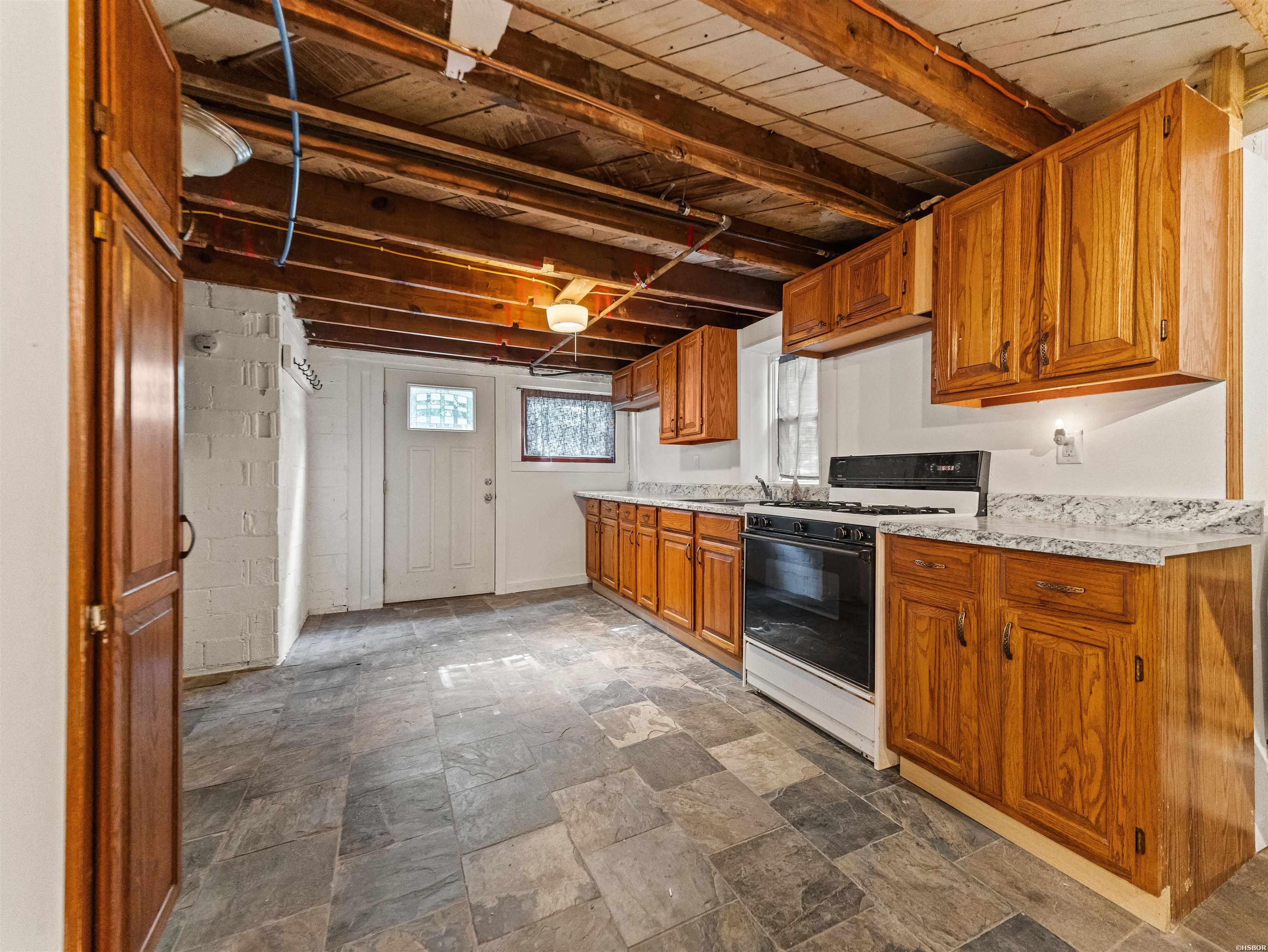 111 Greenway Street Property Photo 26