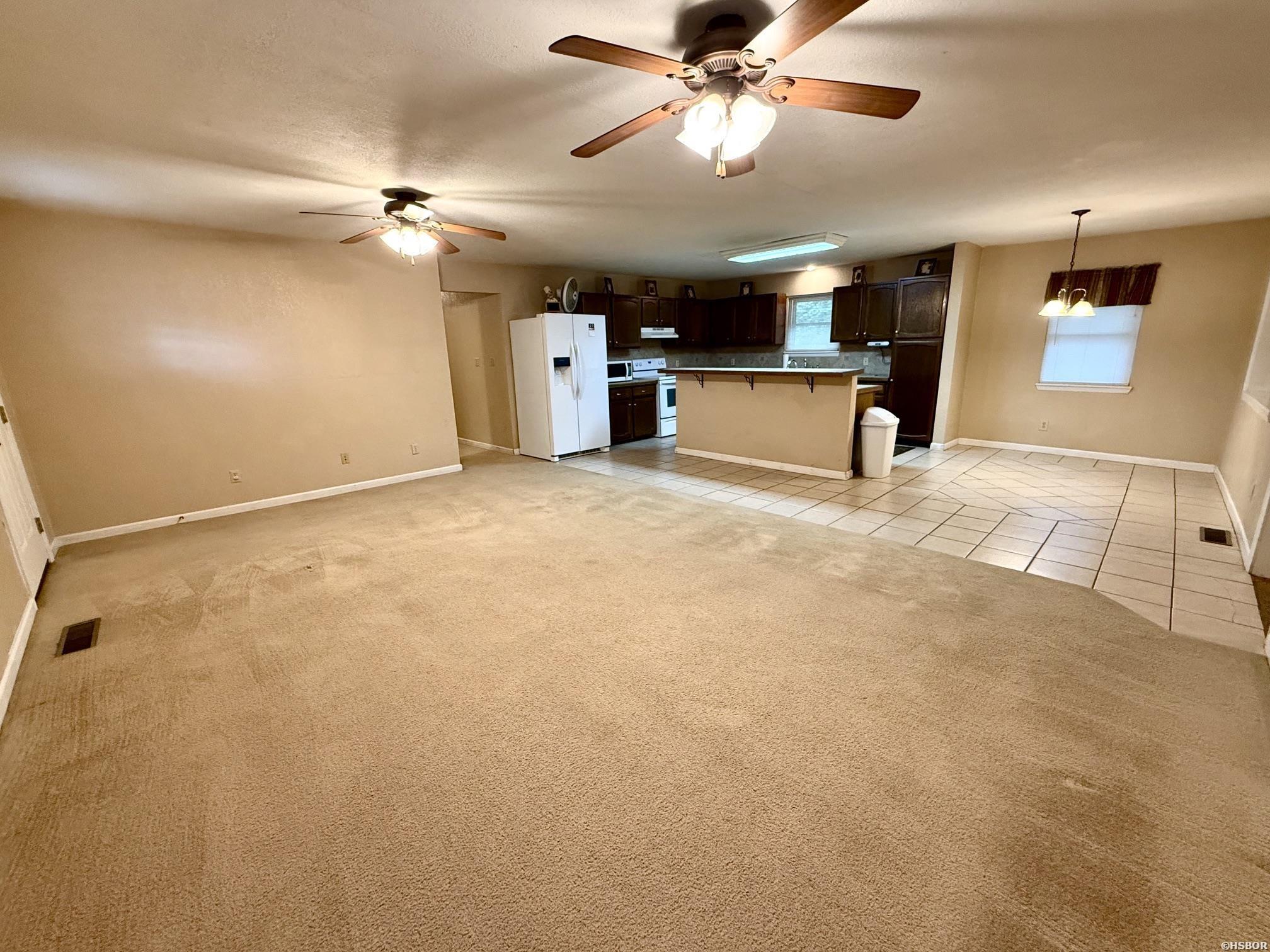 120 Knox Court Property Photo 7