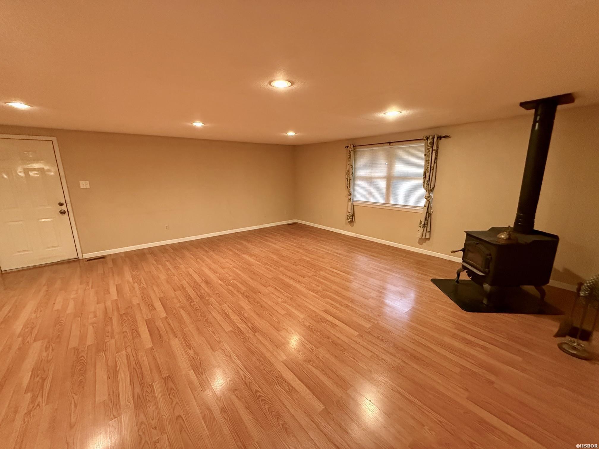 120 Knox Court Property Photo 14