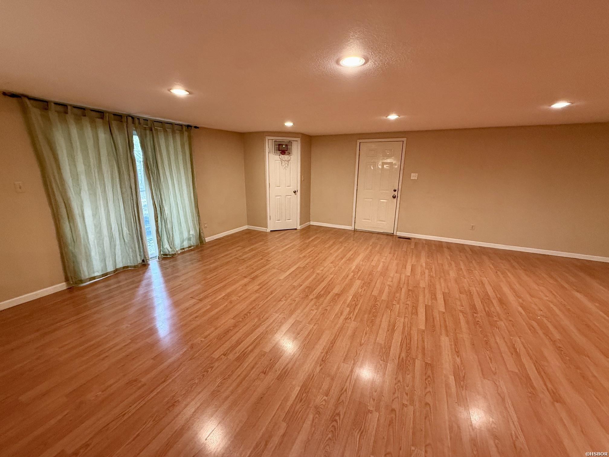 120 Knox Court Property Photo 15
