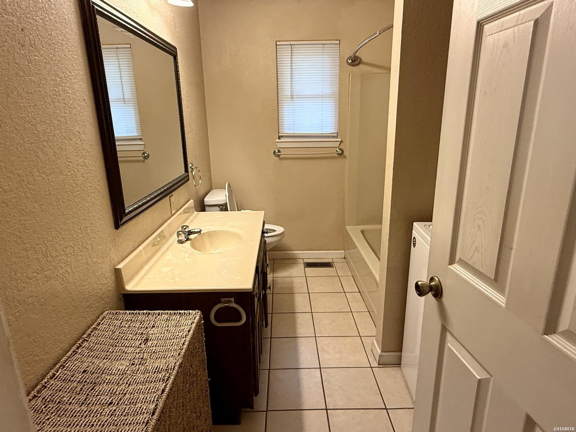 120 Knox Court Property Photo 18