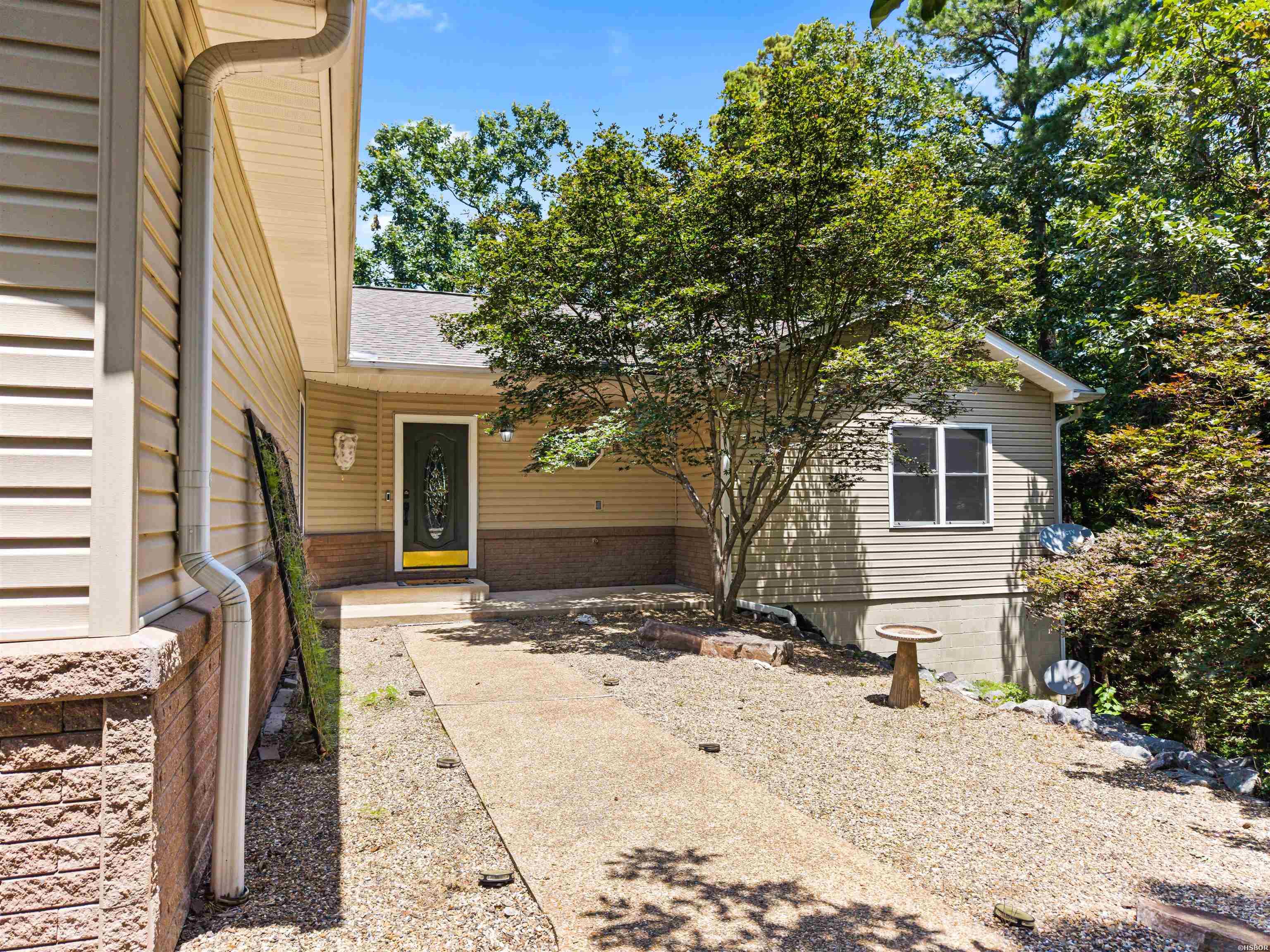 282 Asturias Drive Property Photo 3