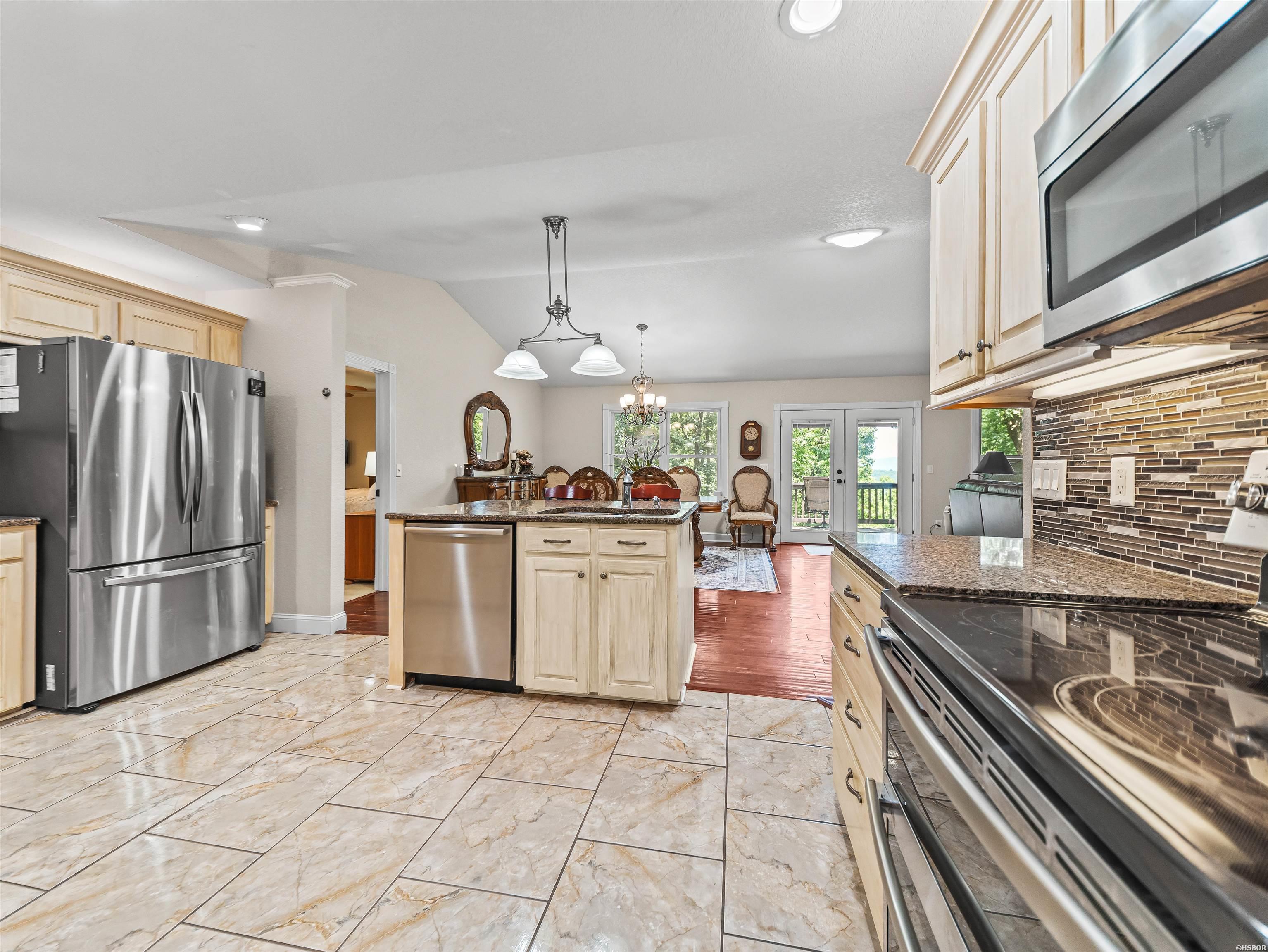 282 Asturias Drive Property Photo 14
