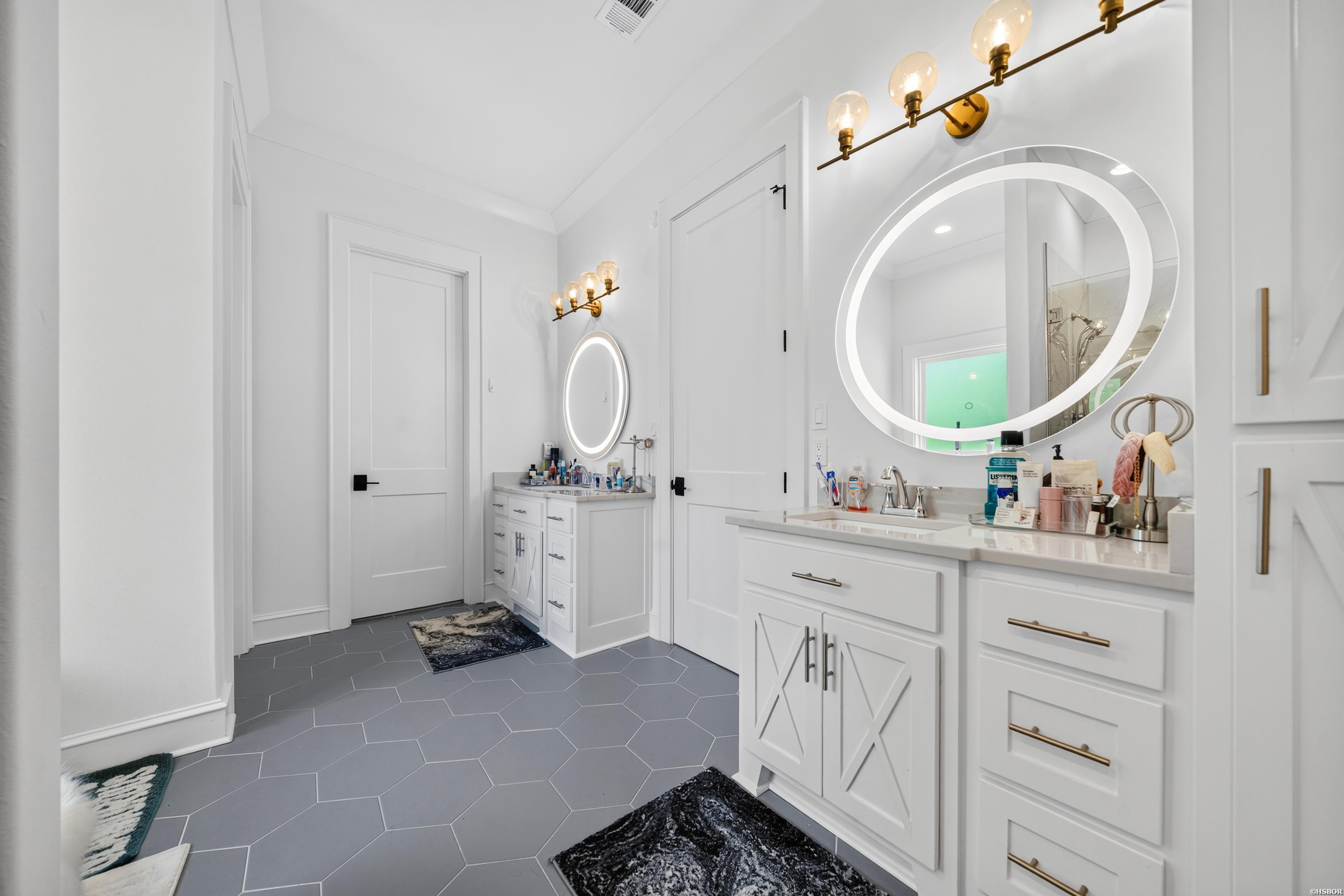 175 Breckling Circle Property Photo 23