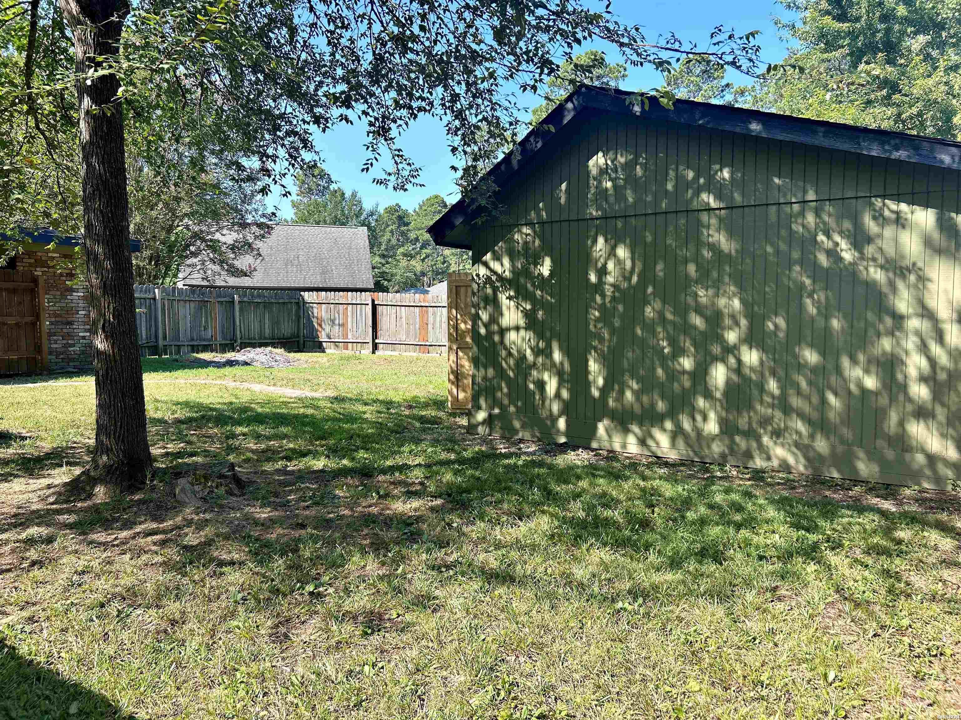 103 Stonegate Court Property Photo 7