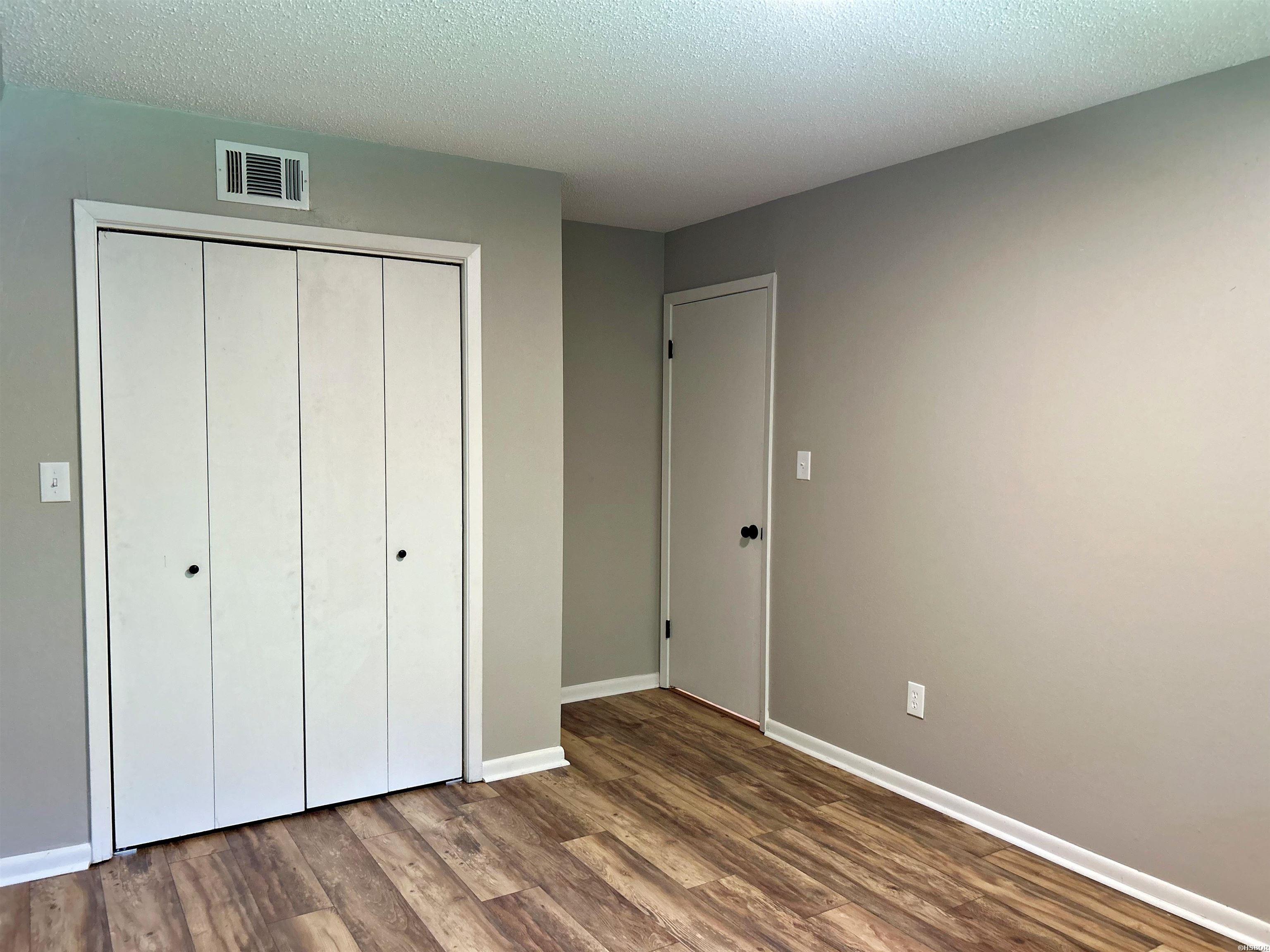 103 Stonegate Court Property Photo 19