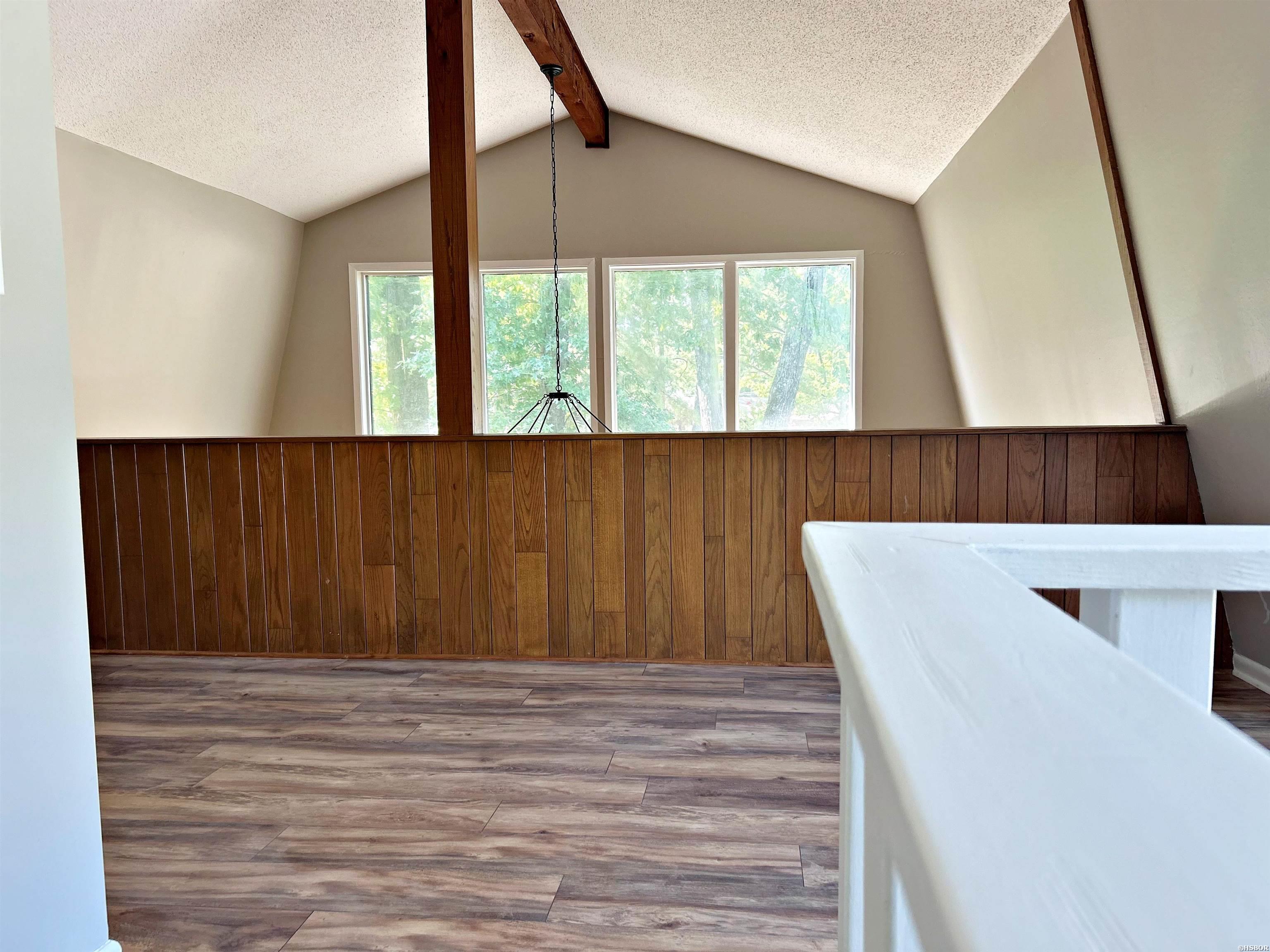 103 Stonegate Court Property Photo 26