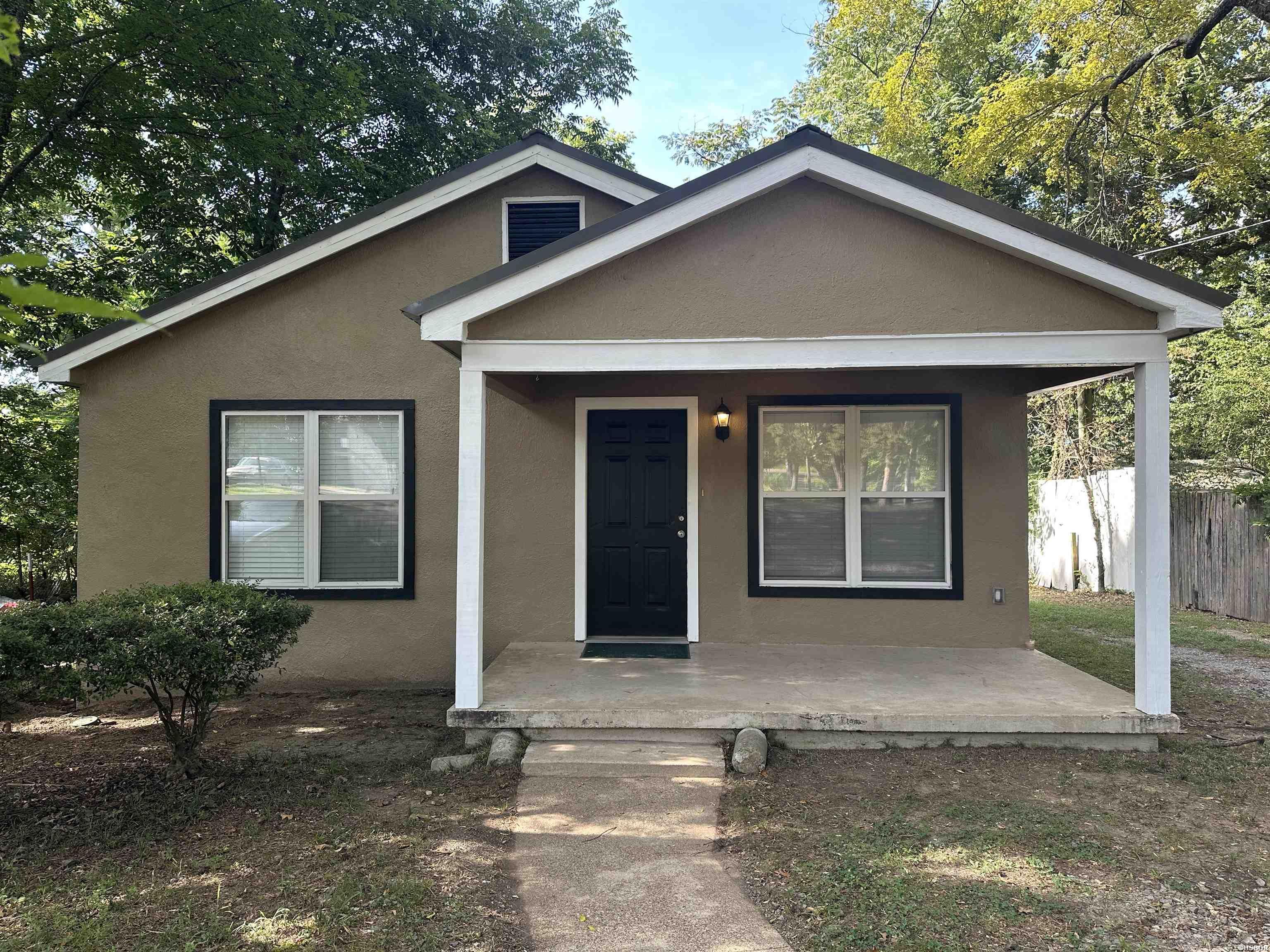 1715 HOBSON Avenue Property Photo 1
