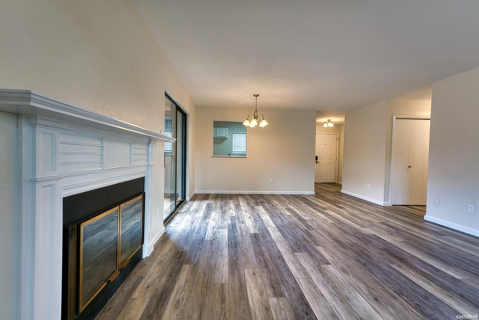 1100 Woodlawn Avenue Property Photo 17