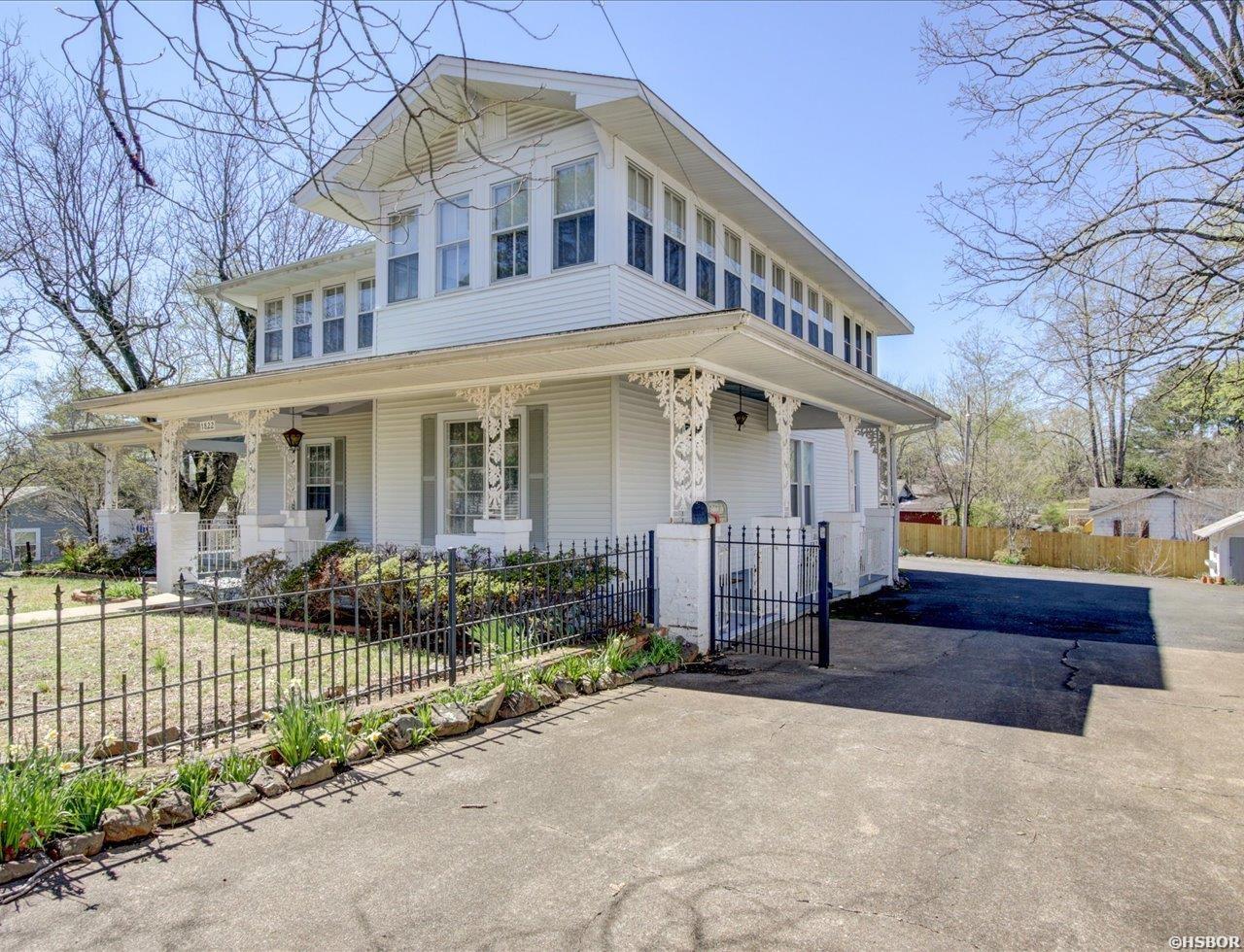 1822 Seventh Street Property Photo 2