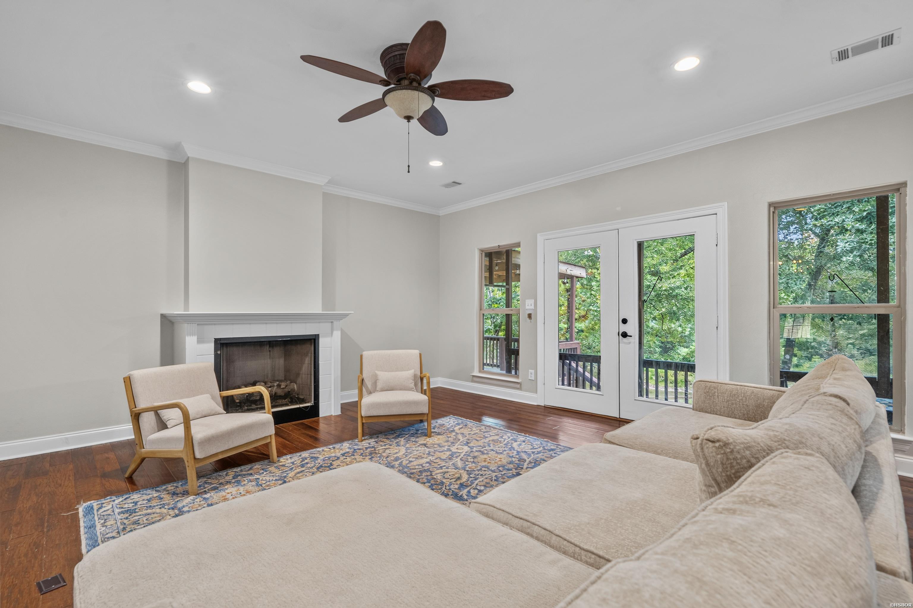 137 Enchanted Cove Property Photo 12