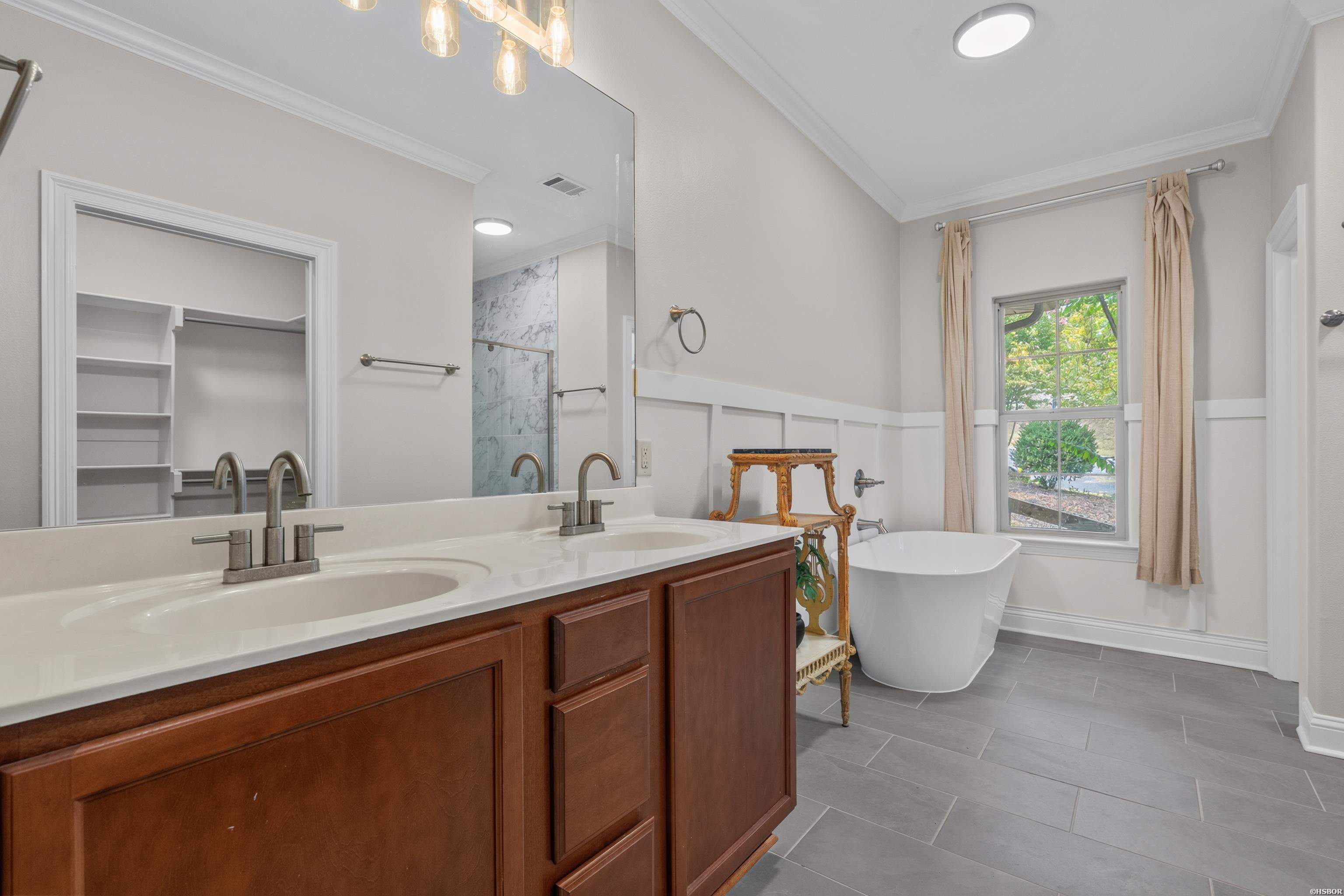 137 Enchanted Cove Property Photo 18