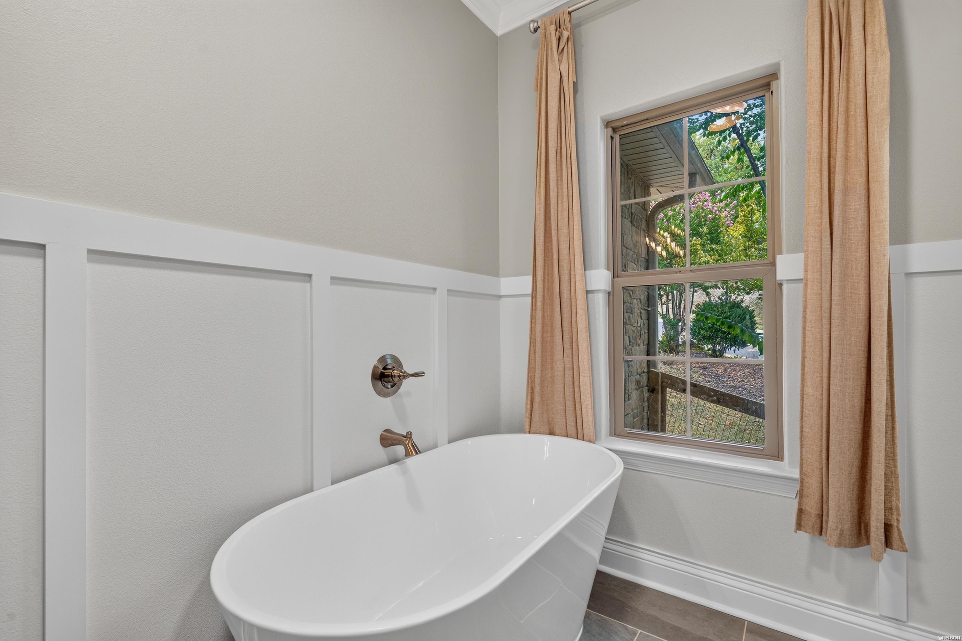 137 Enchanted Cove Property Photo 32