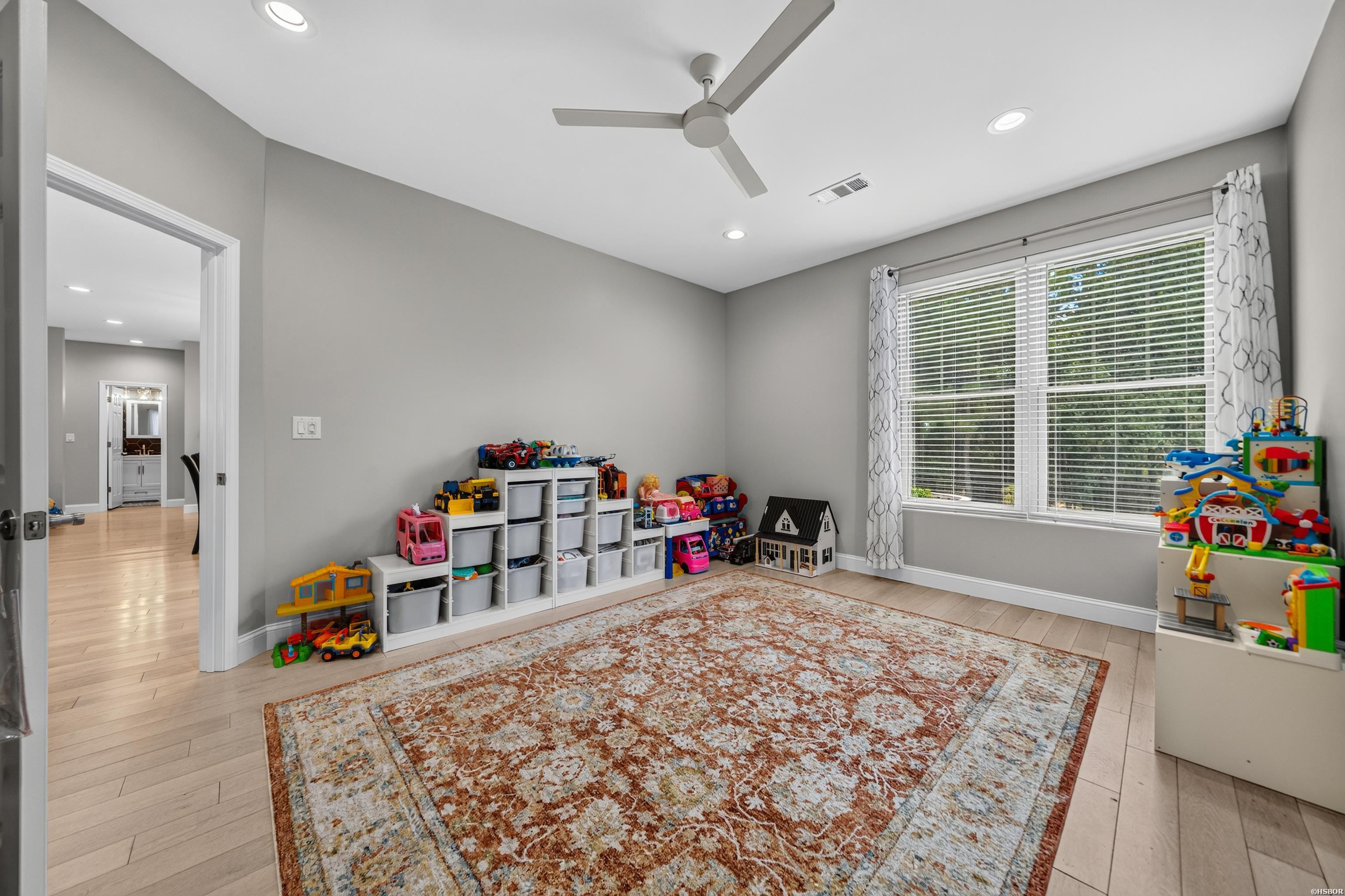 324 Coachlight Road Property Photo 37
