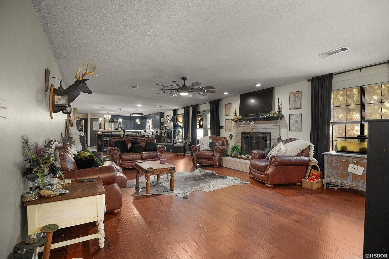 11471 11501 Highway 128 Property Photo 15