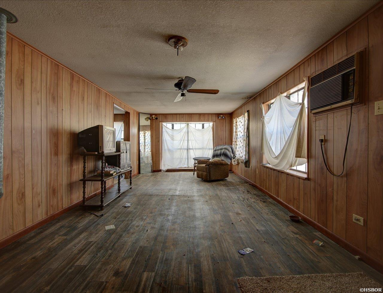 249 & 250 River Drive Property Photo 25