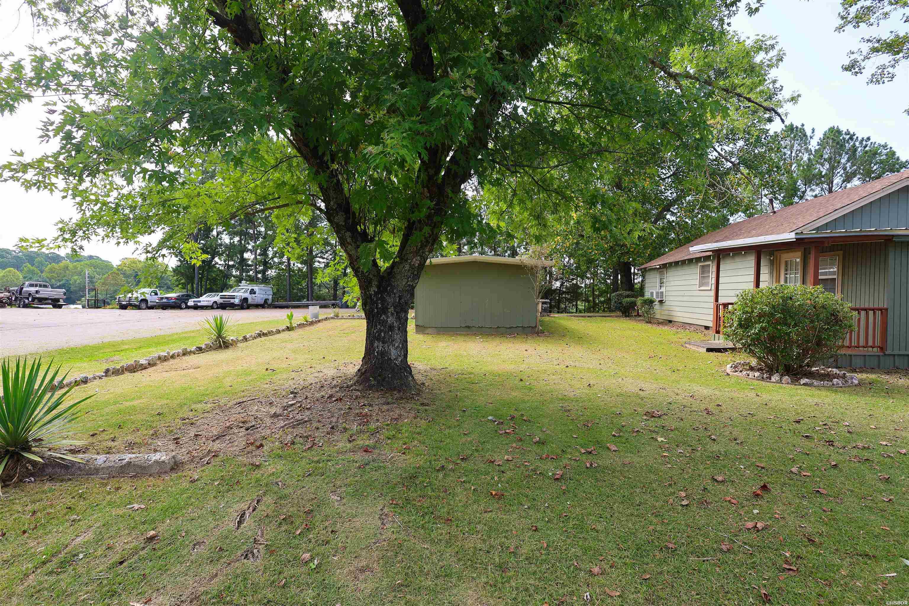 735 S 6th Street Property Photo 48