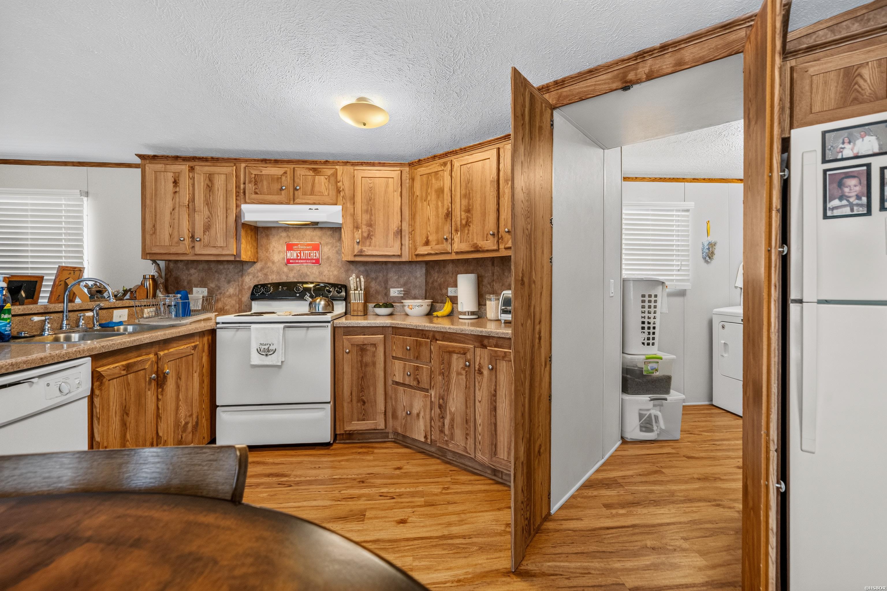 129 Ebony Way Property Photo 18