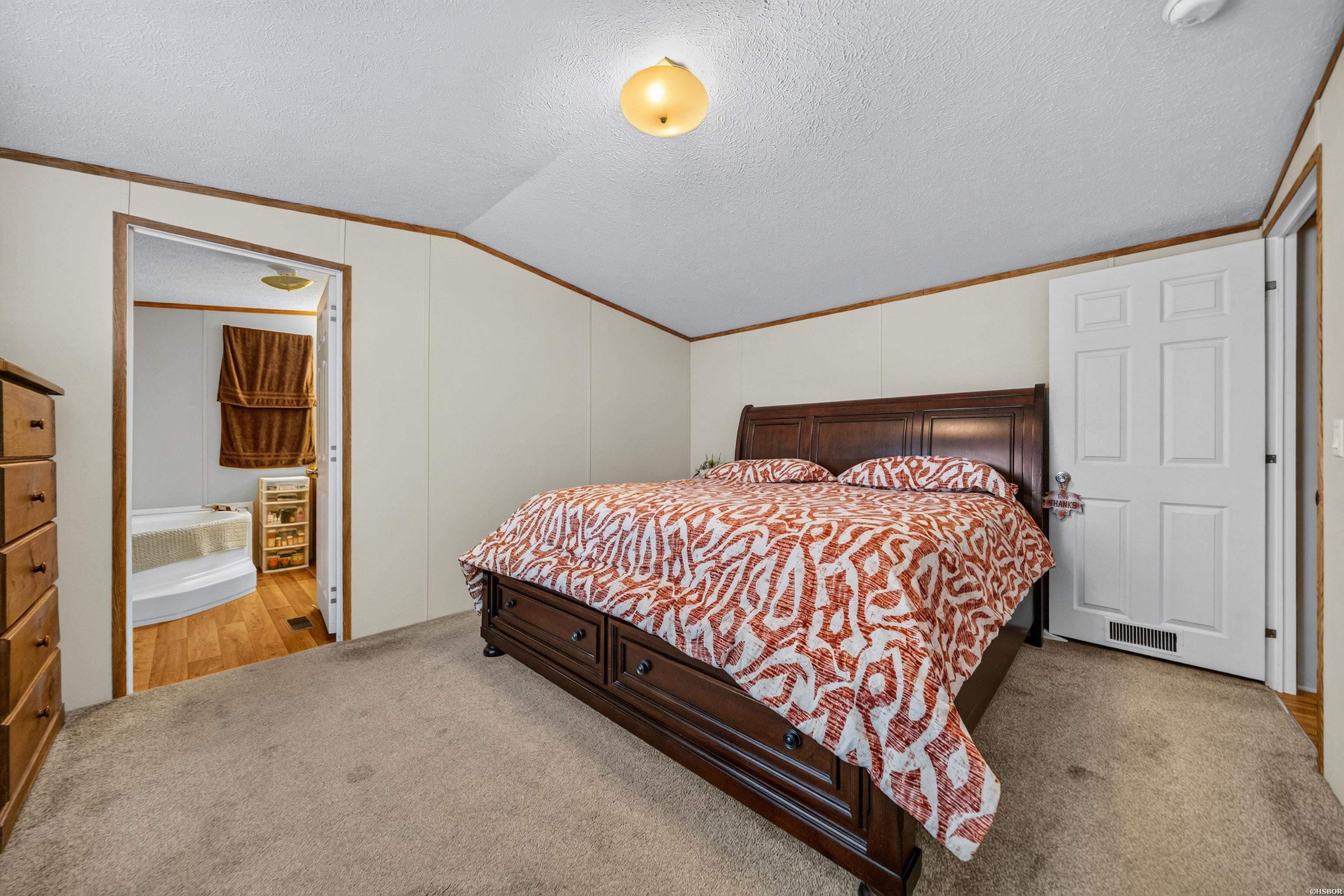 129 Ebony Way Property Photo 22