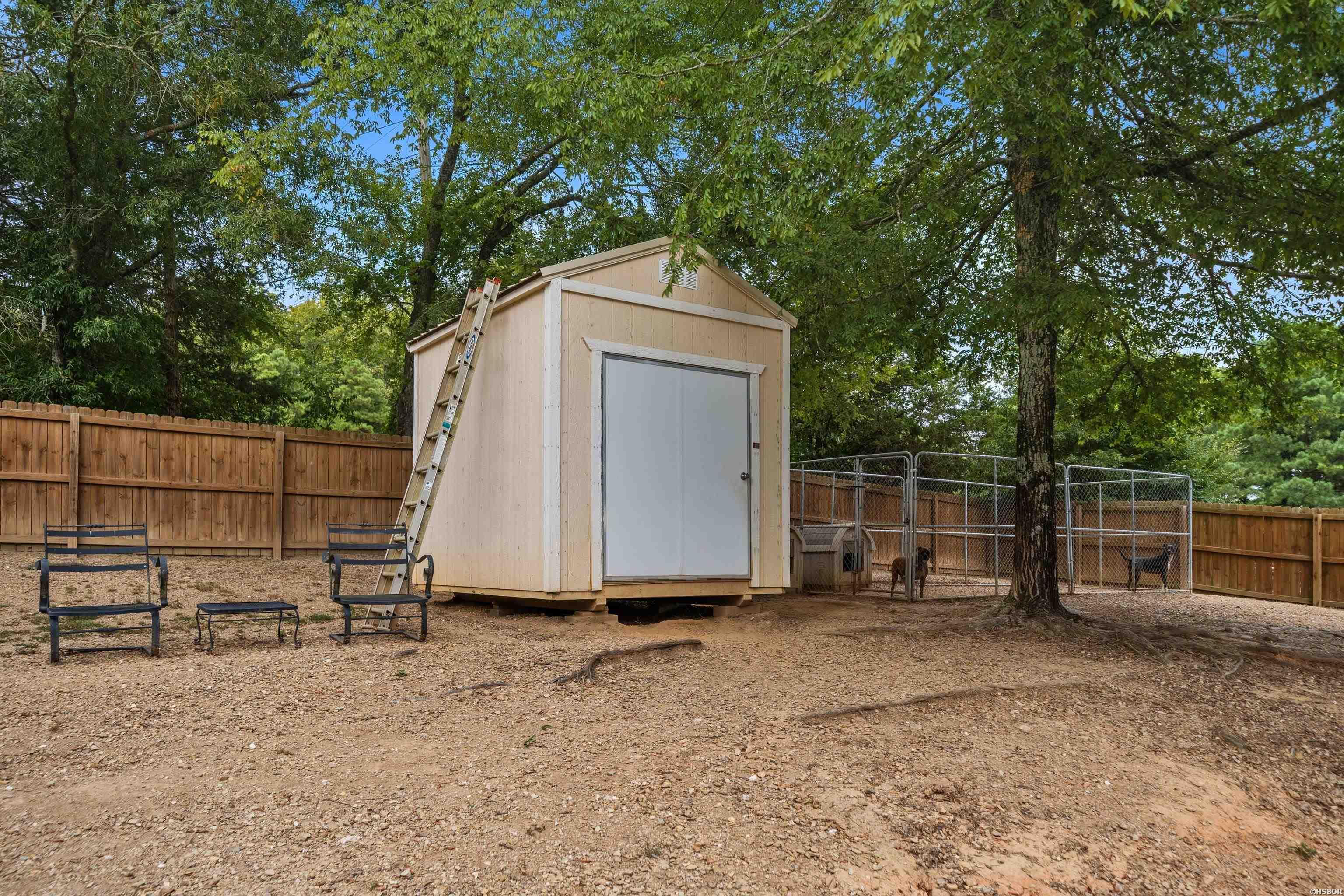 129 Ebony Way Property Photo 34
