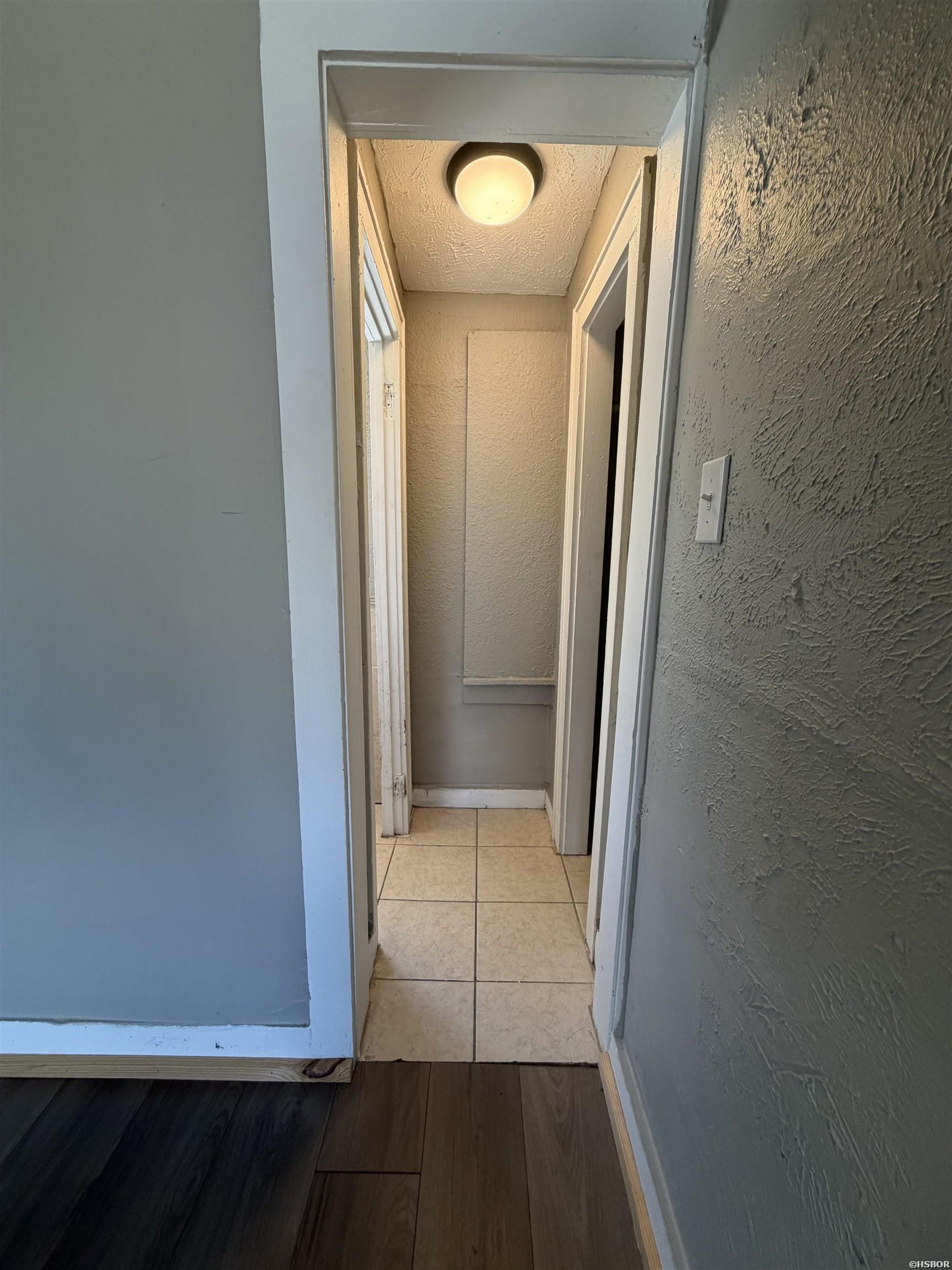 407 Henry Street Property Photo 6