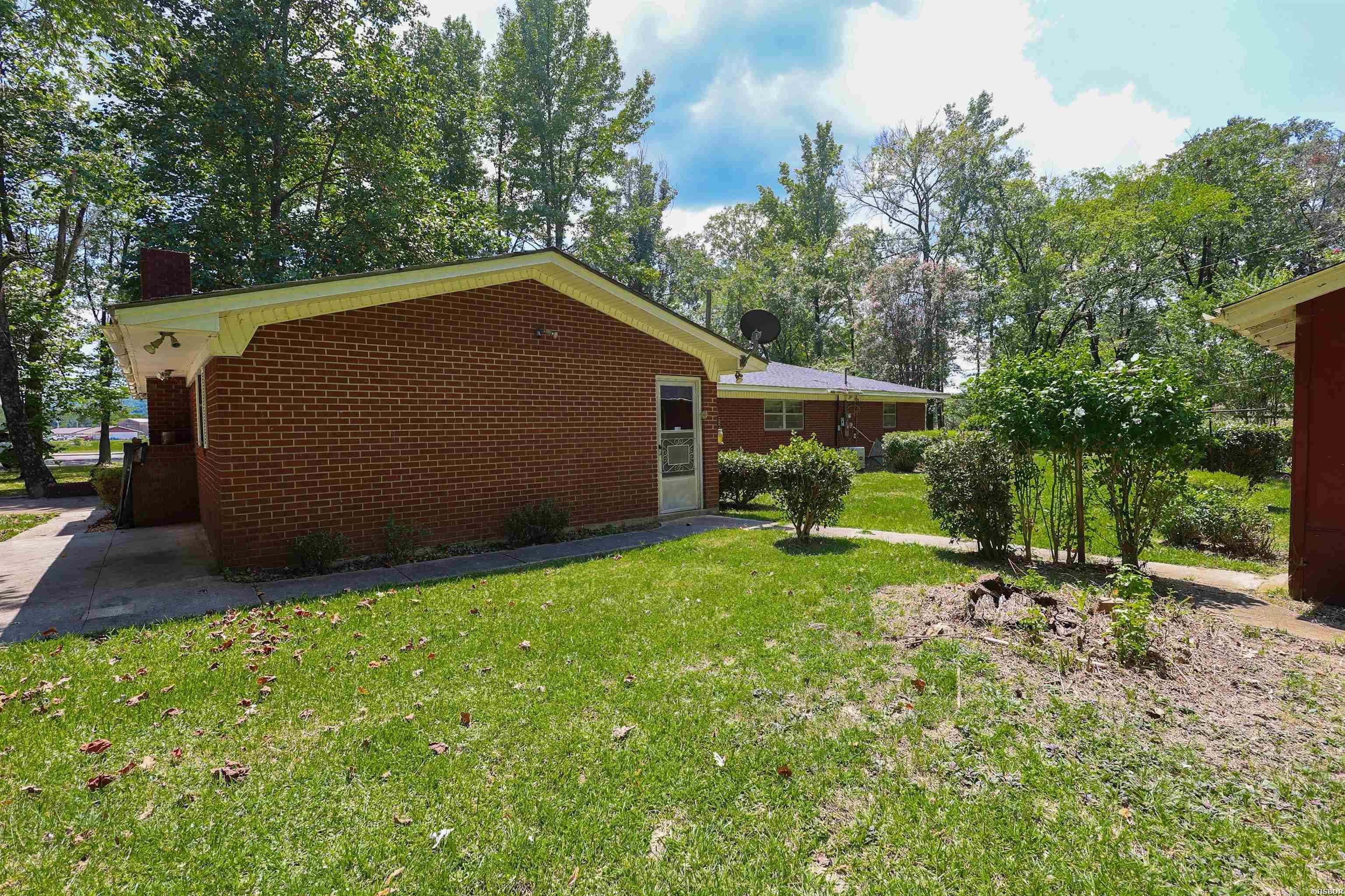 228 Park Street Property Photo 38