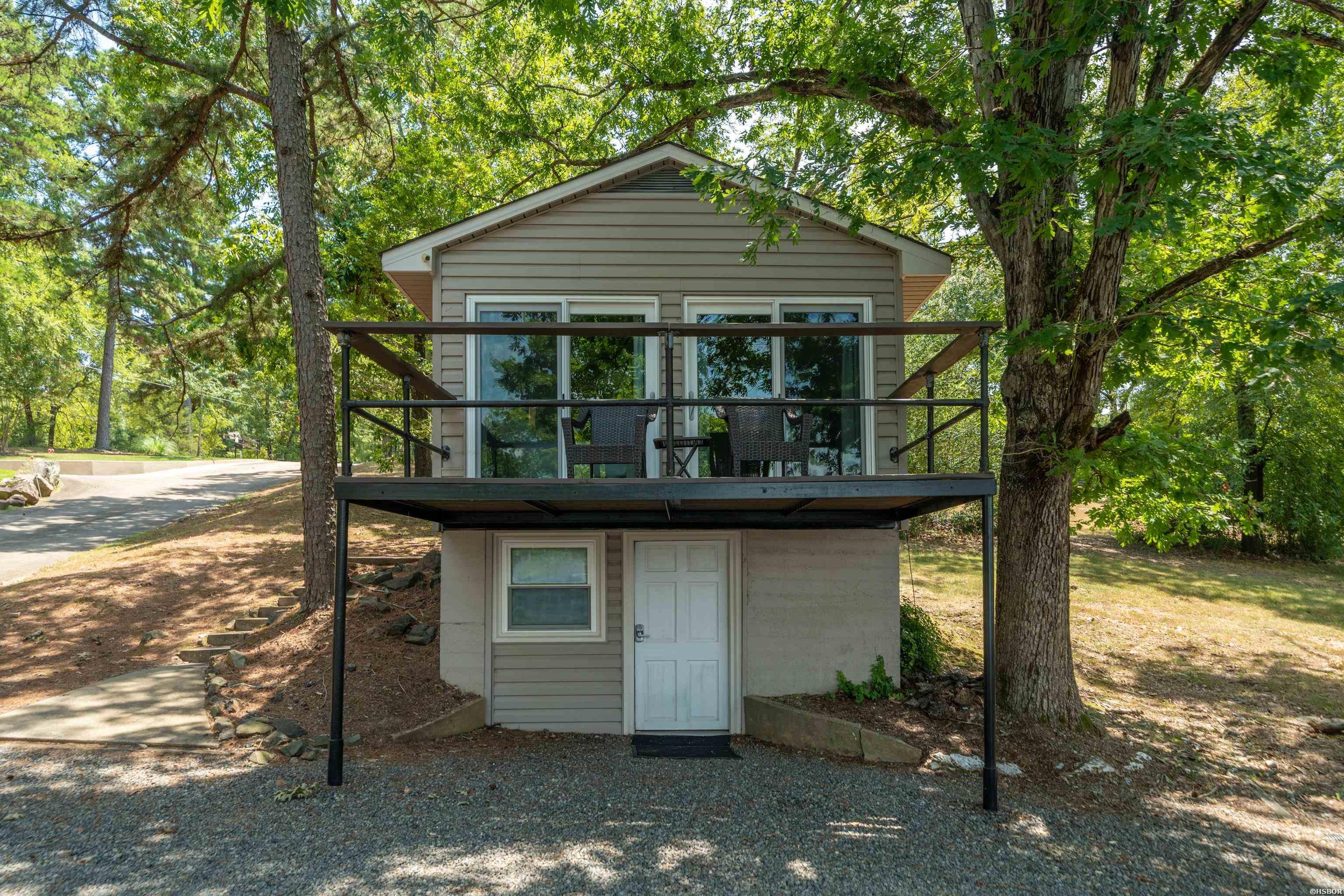 679, 689, 683 Little Mazarn Road Property Photo 25