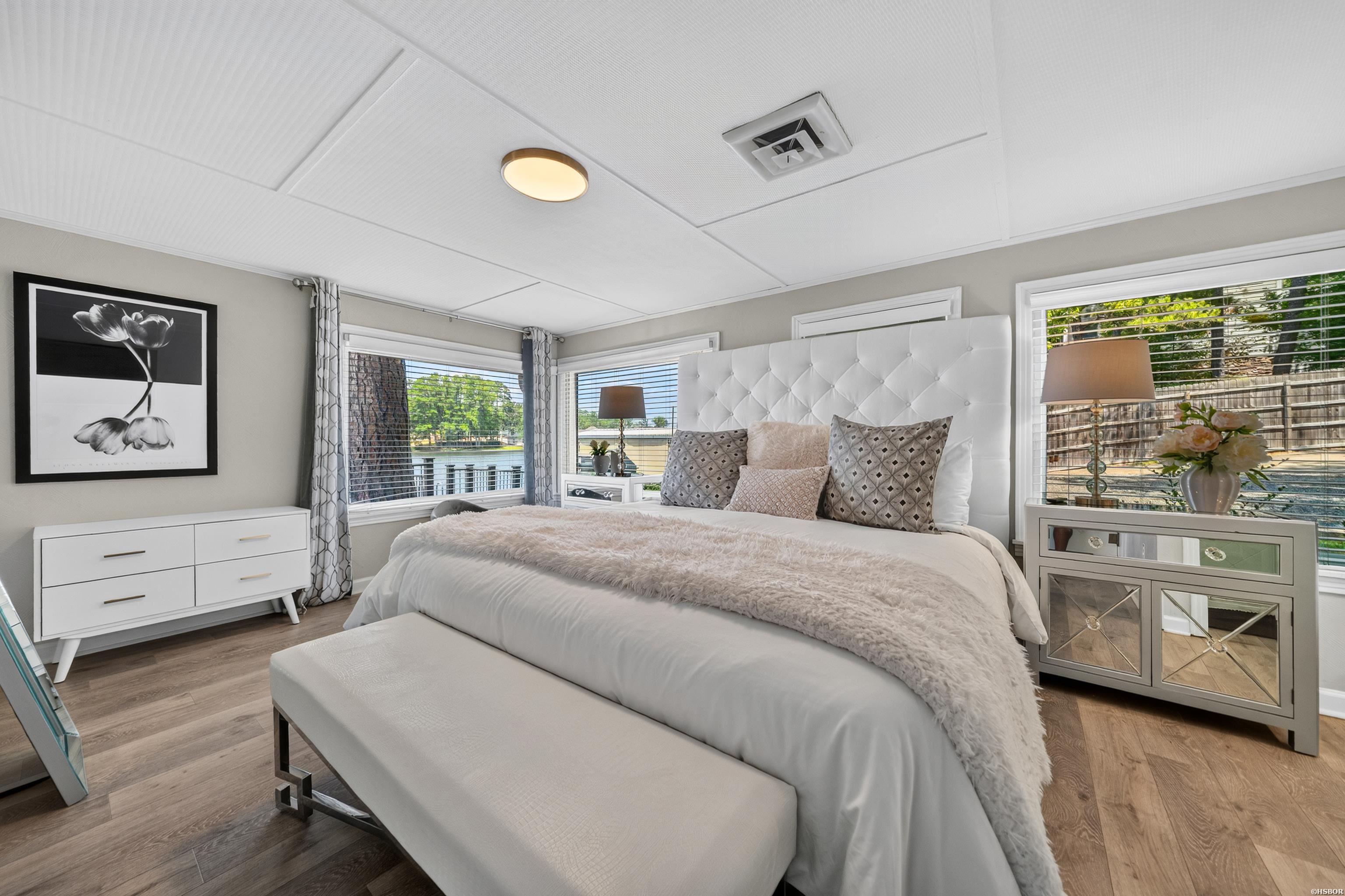 679, 689, 683 Little Mazarn Road Property Photo 34