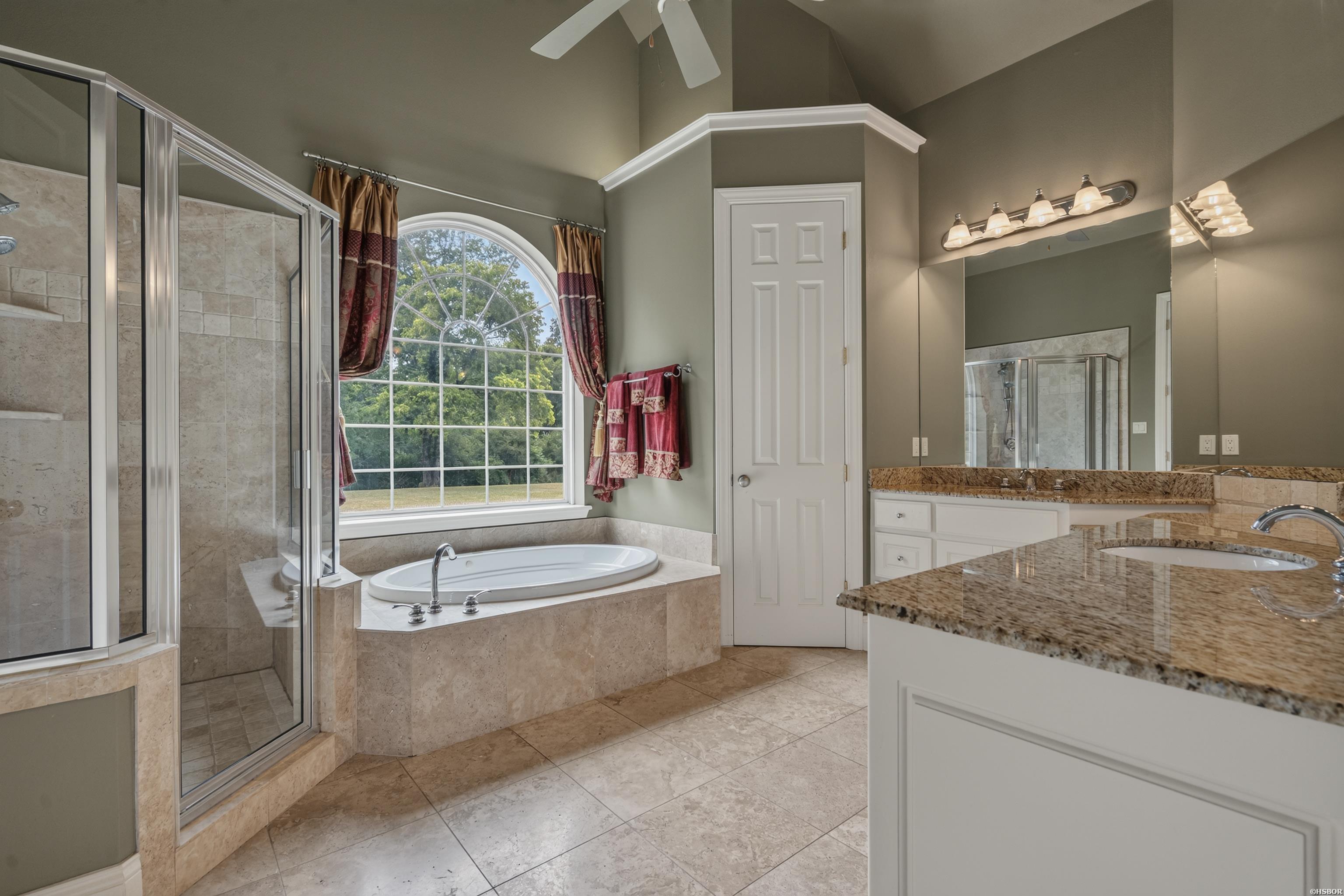 128 Valley Wood Trail Property Photo 21