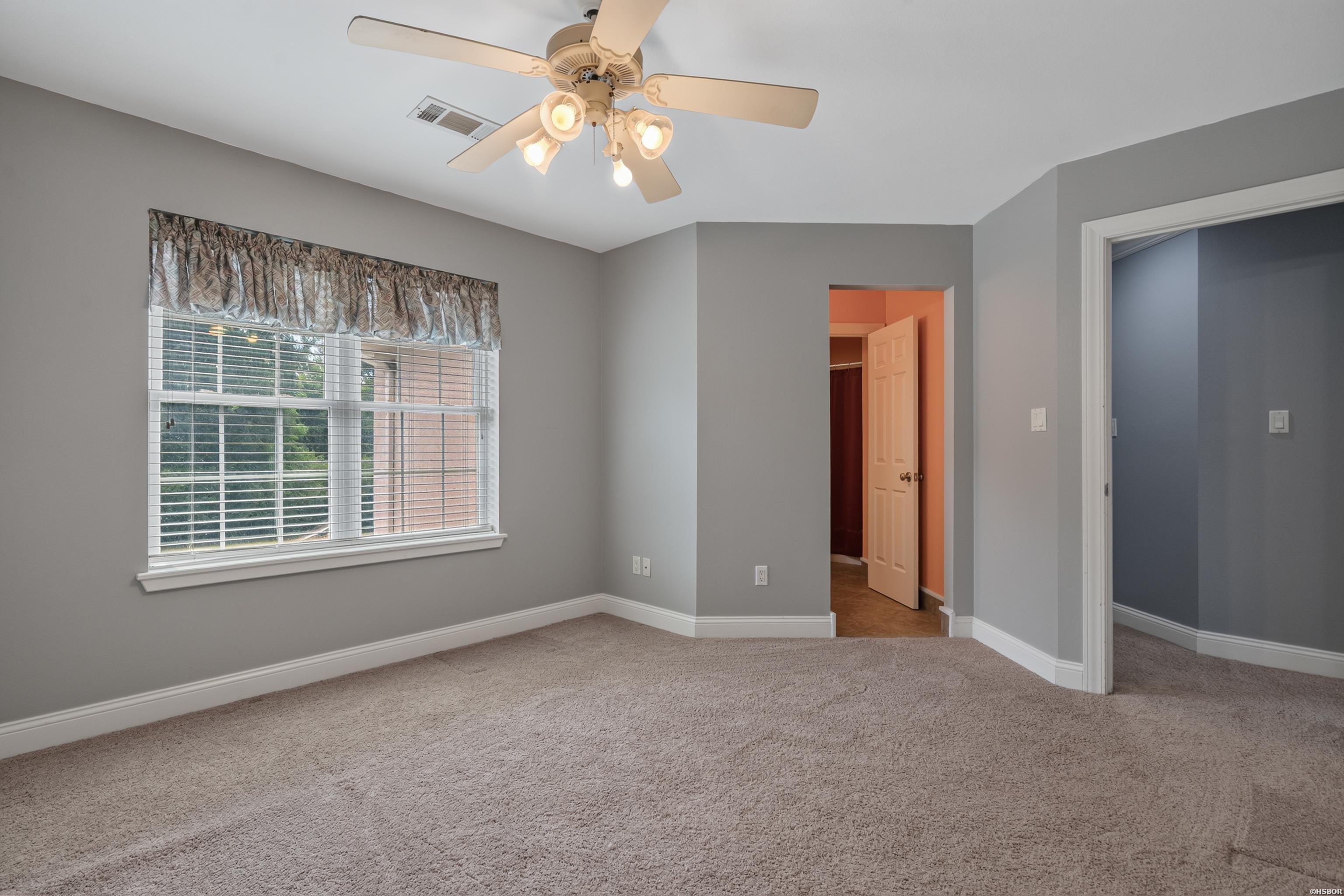 128 Valley Wood Trail Property Photo 30