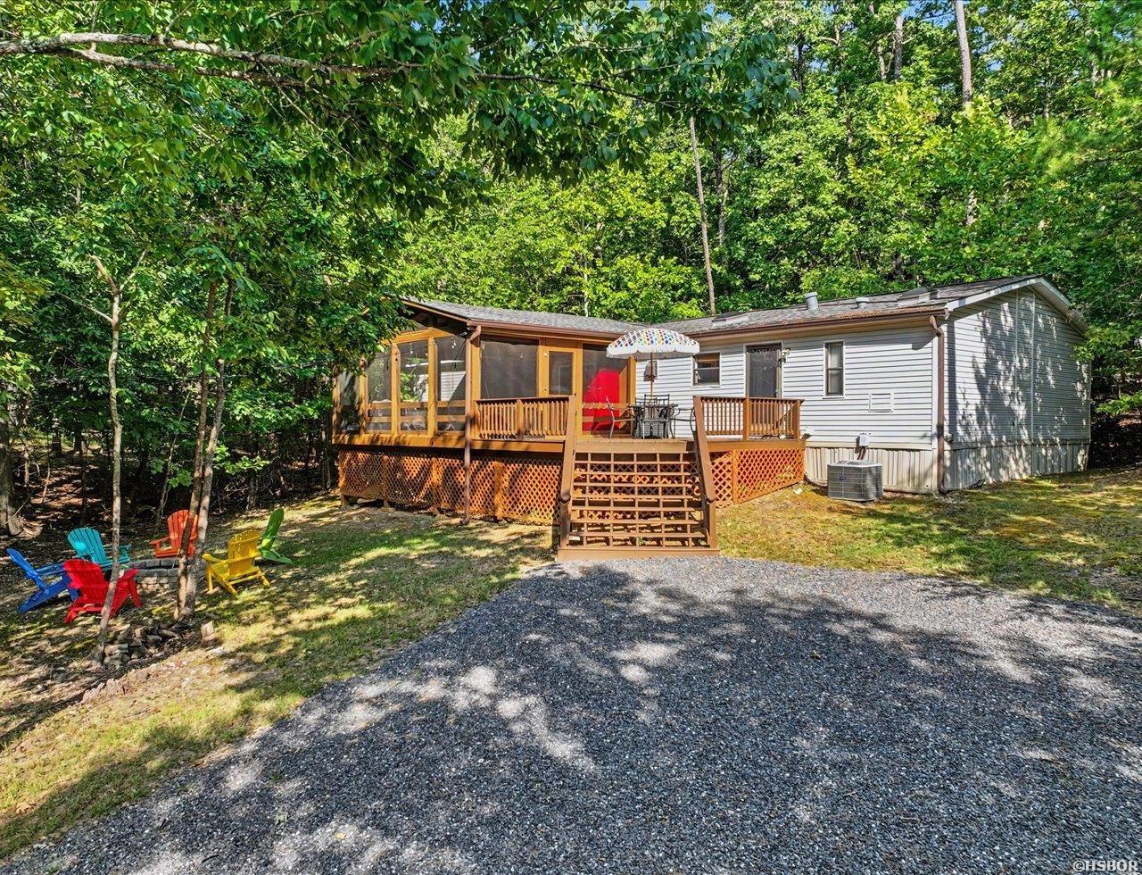 4 Ash Cove Property Photo 2