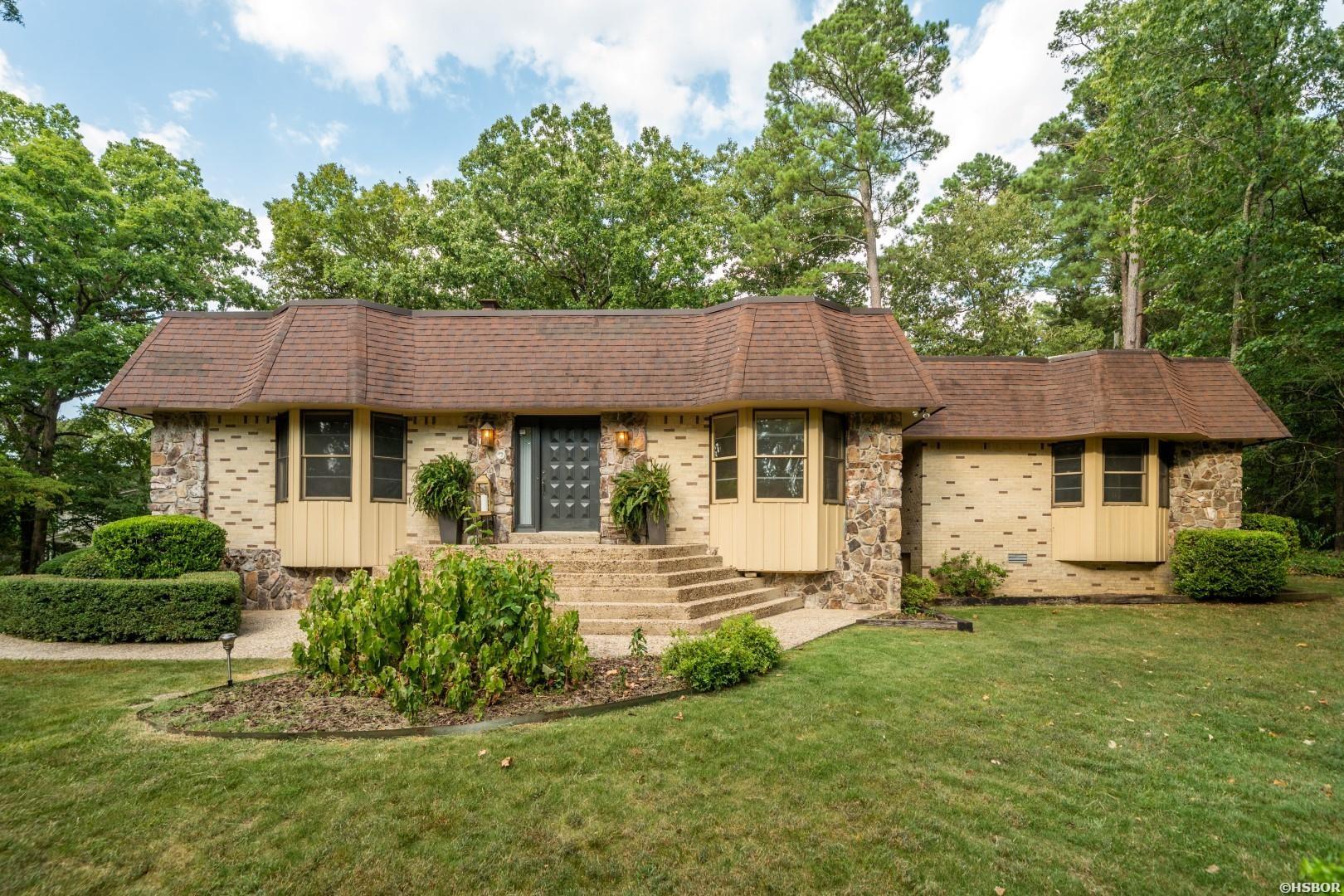 200 Scottwood Property Photo 2