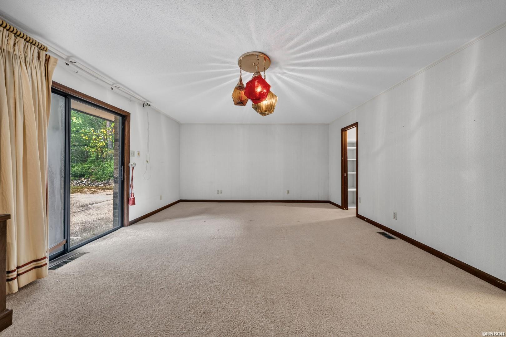 200 Scottwood Property Photo 11