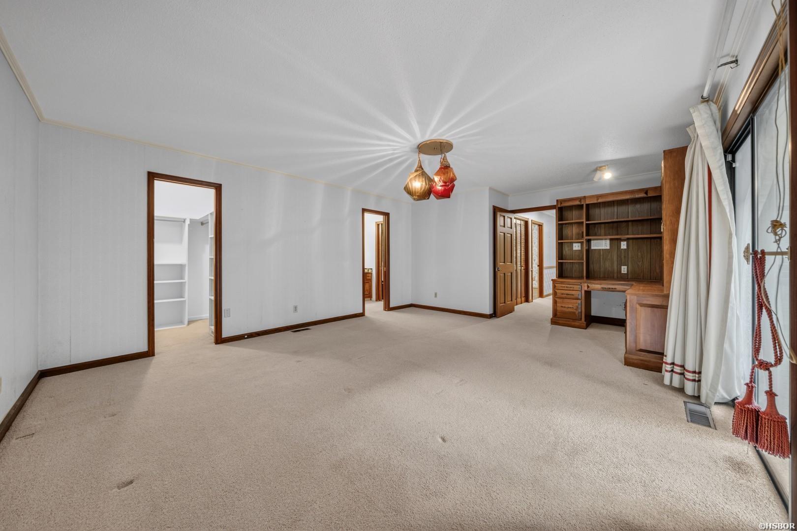 200 Scottwood Property Photo 12