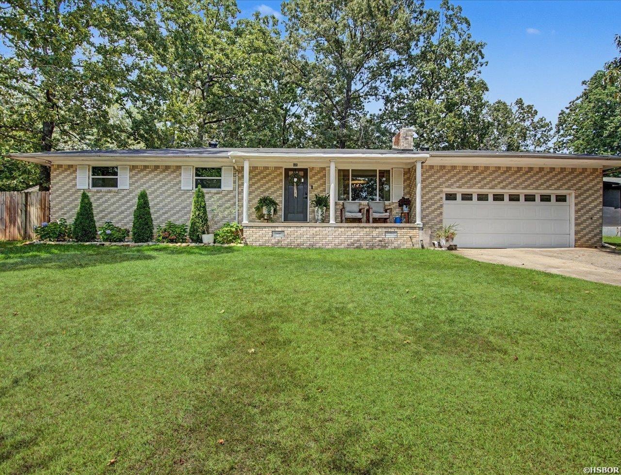 409 Houston Drive Property Photo 1