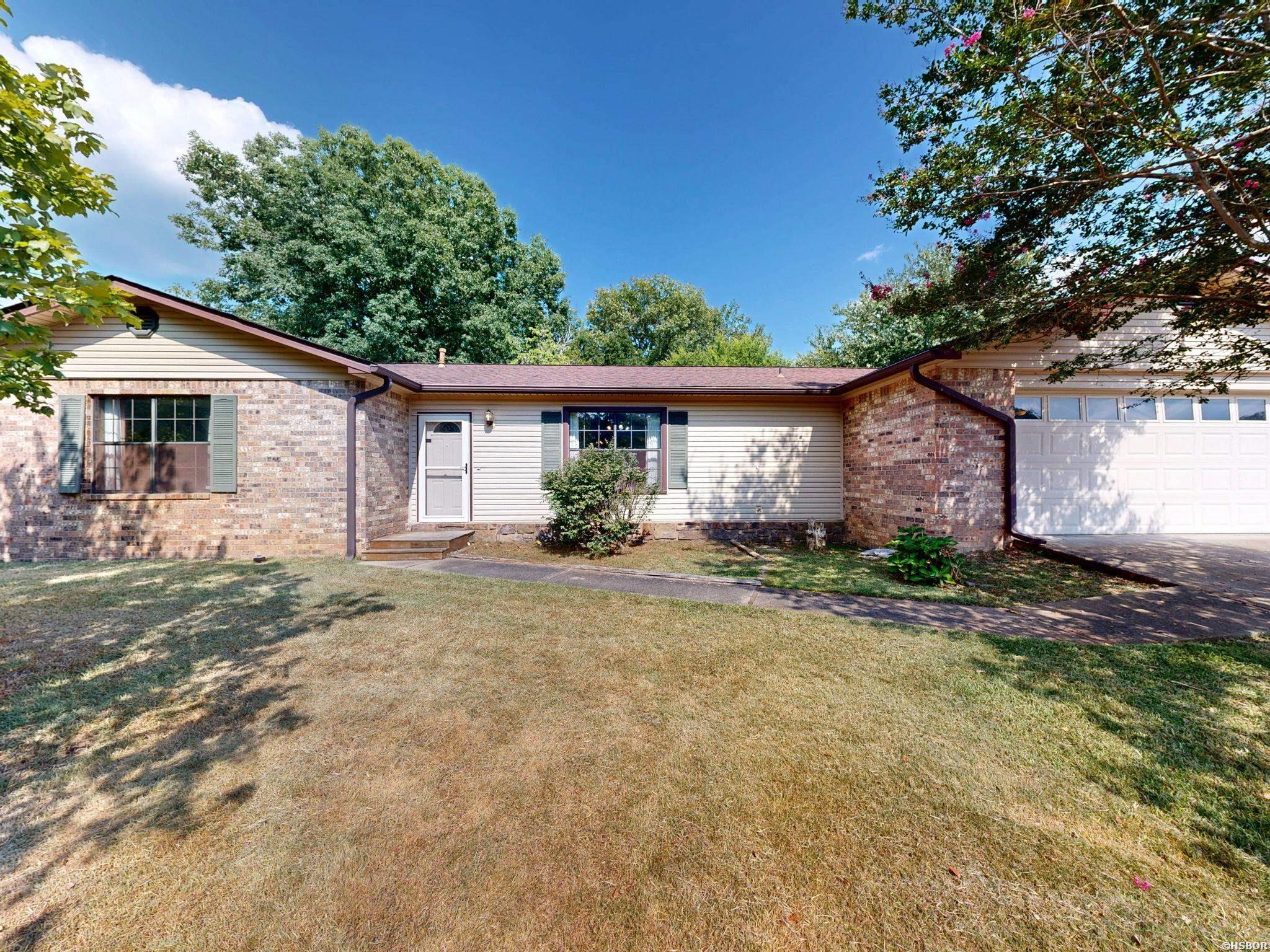 106 Torrey Court Property Photo 2