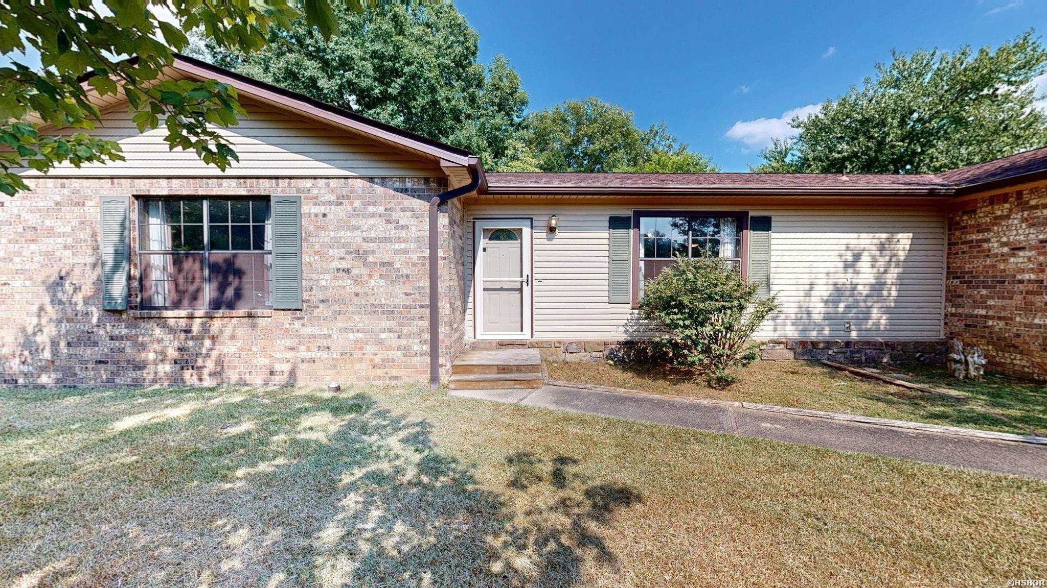 106 Torrey Court Property Photo 3