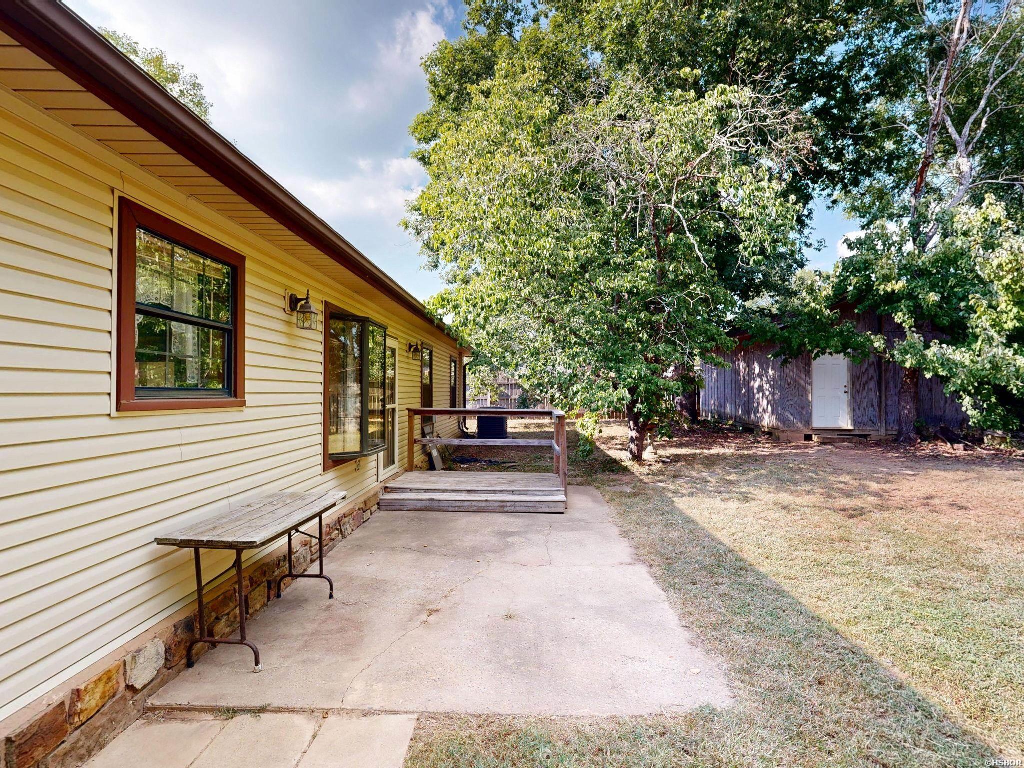 106 Torrey Court Property Photo 8