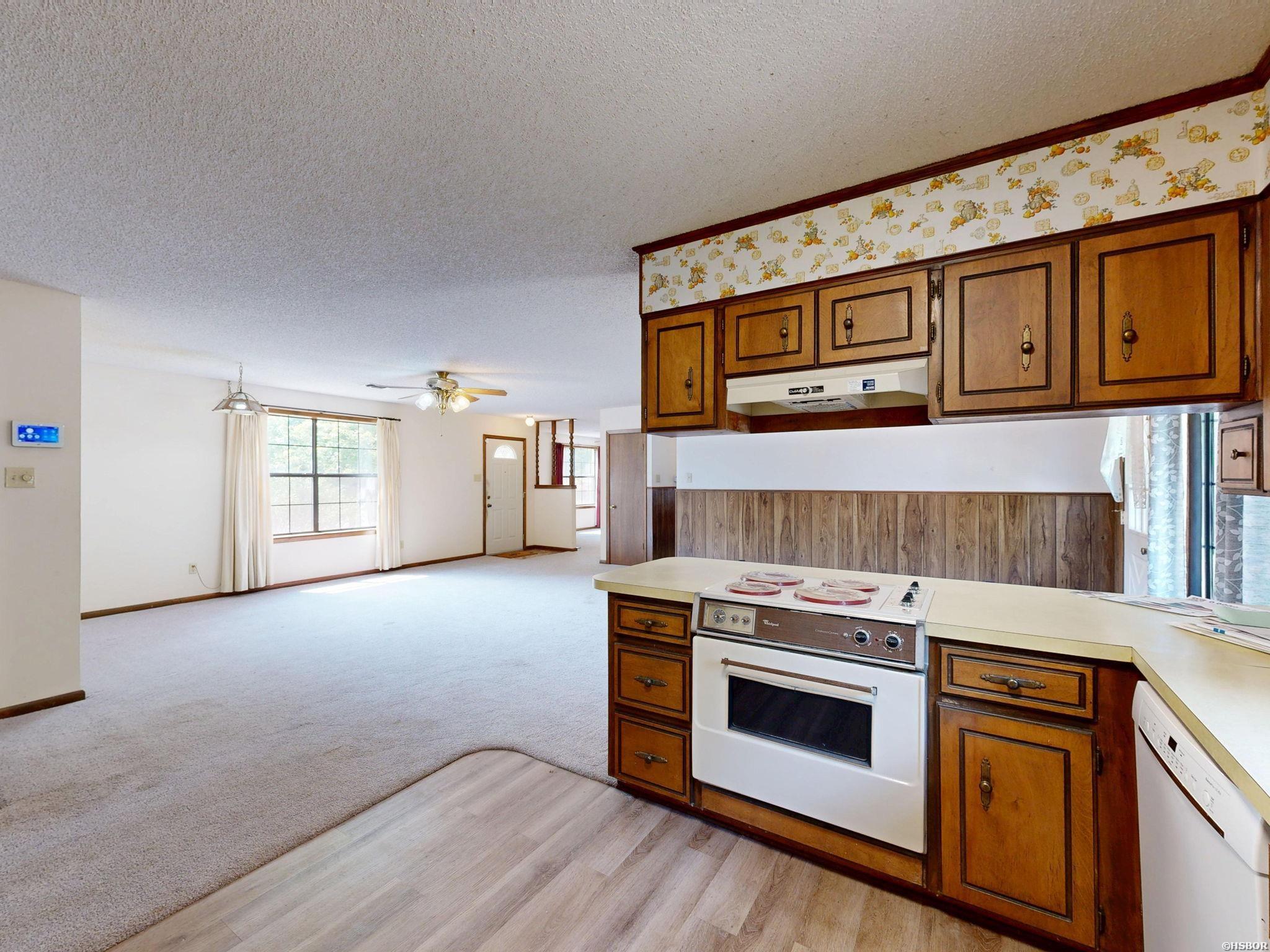 106 Torrey Court Property Photo 13