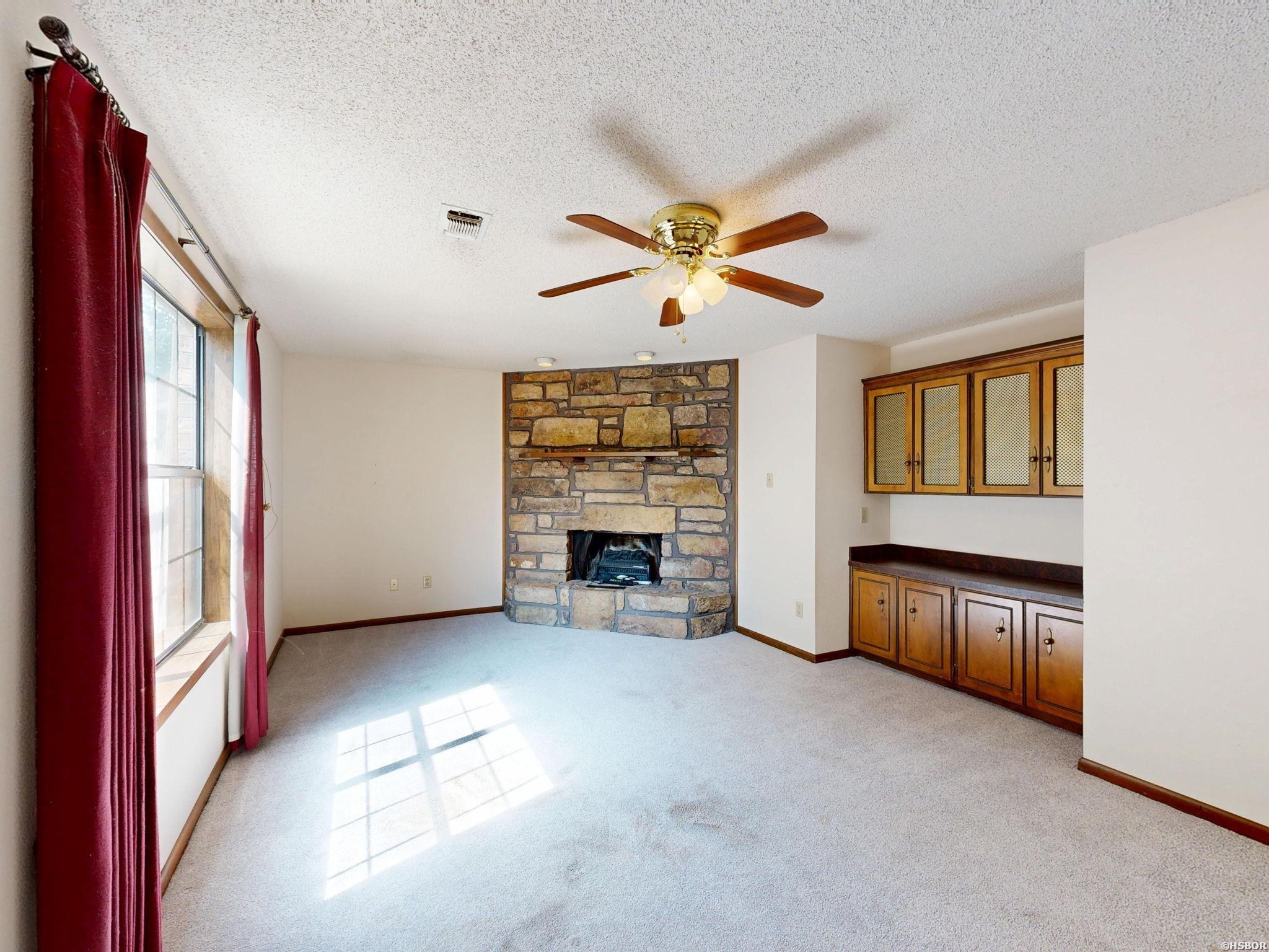 106 Torrey Court Property Photo 15