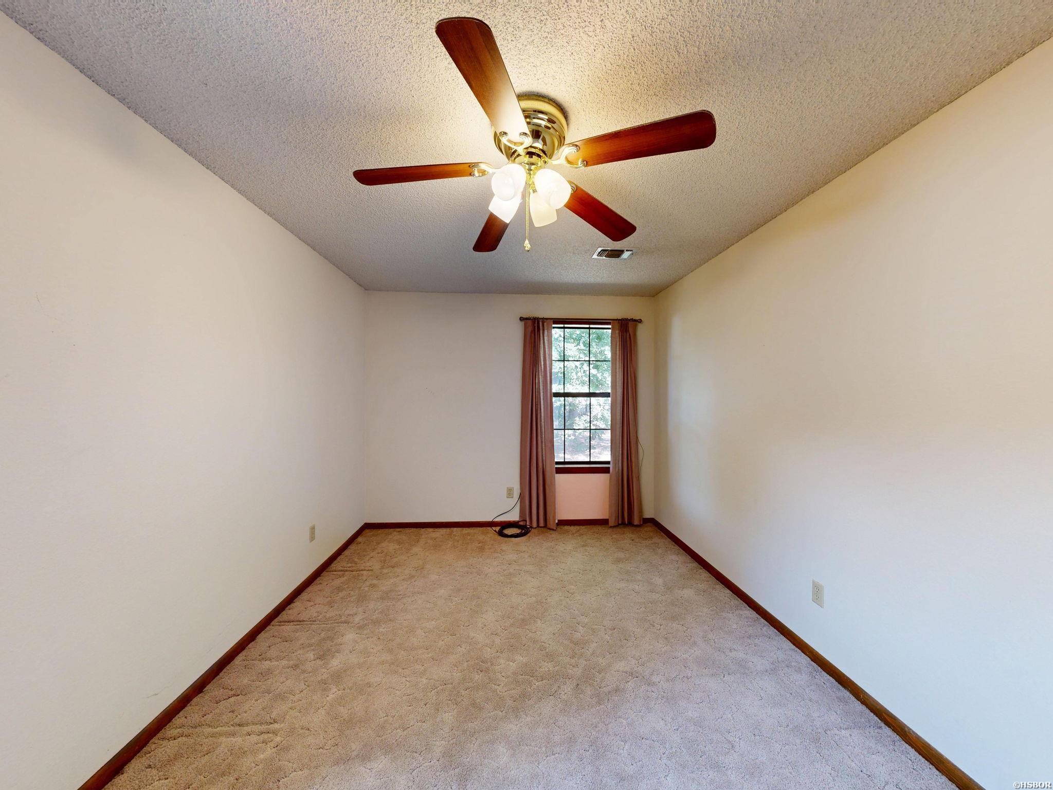 106 Torrey Court Property Photo 22