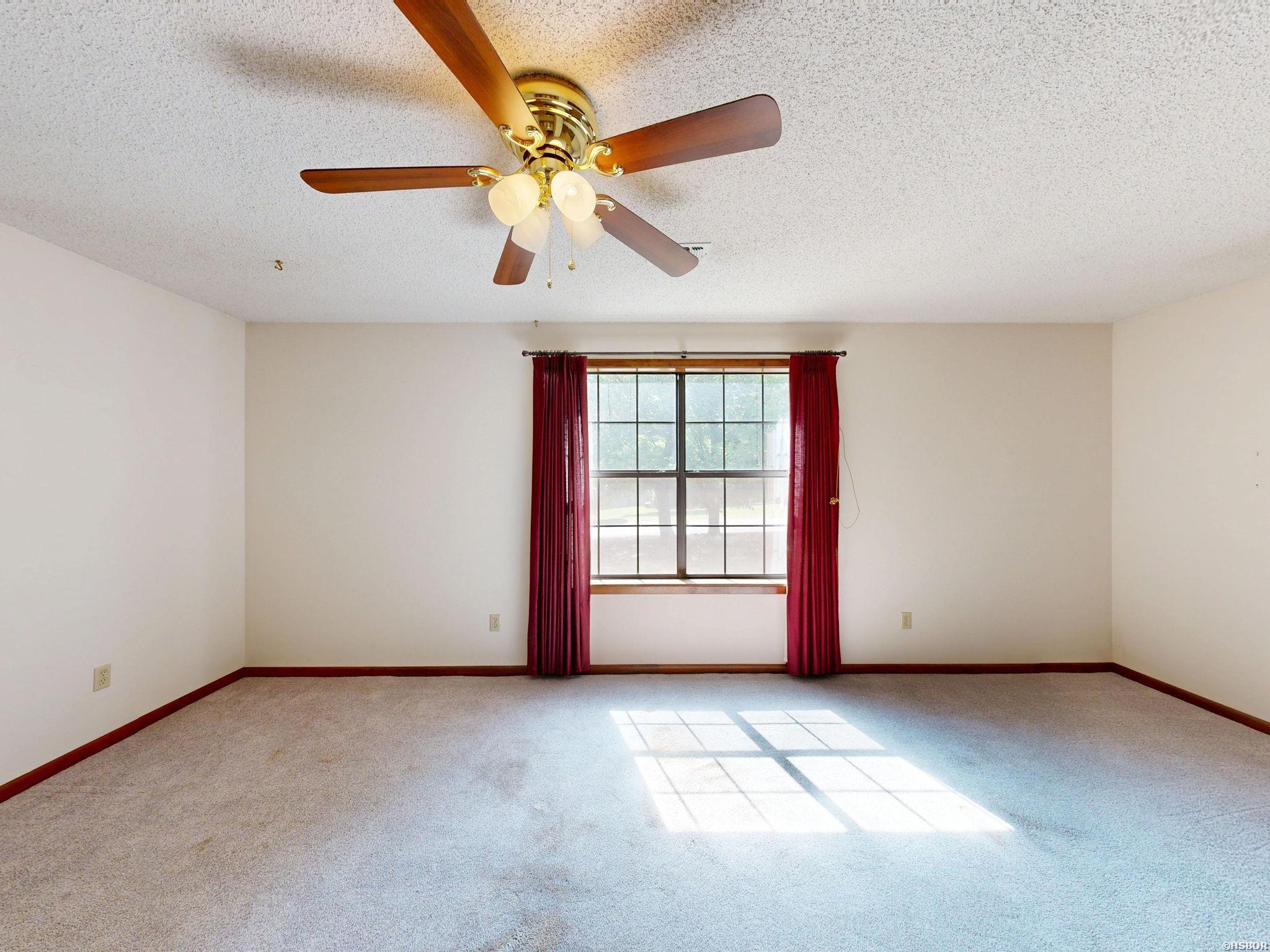 106 Torrey Court Property Photo 25
