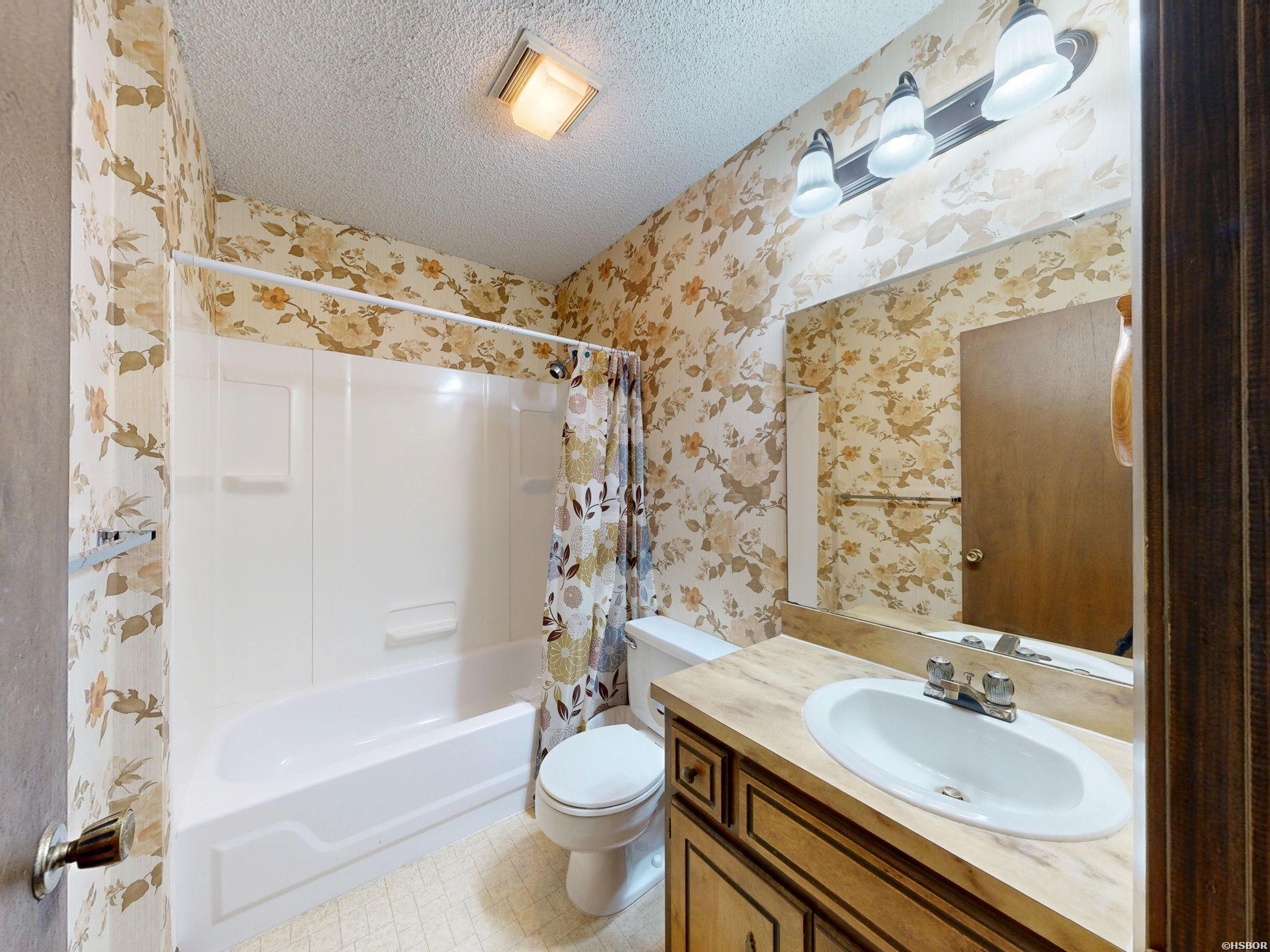 106 Torrey Court Property Photo 26
